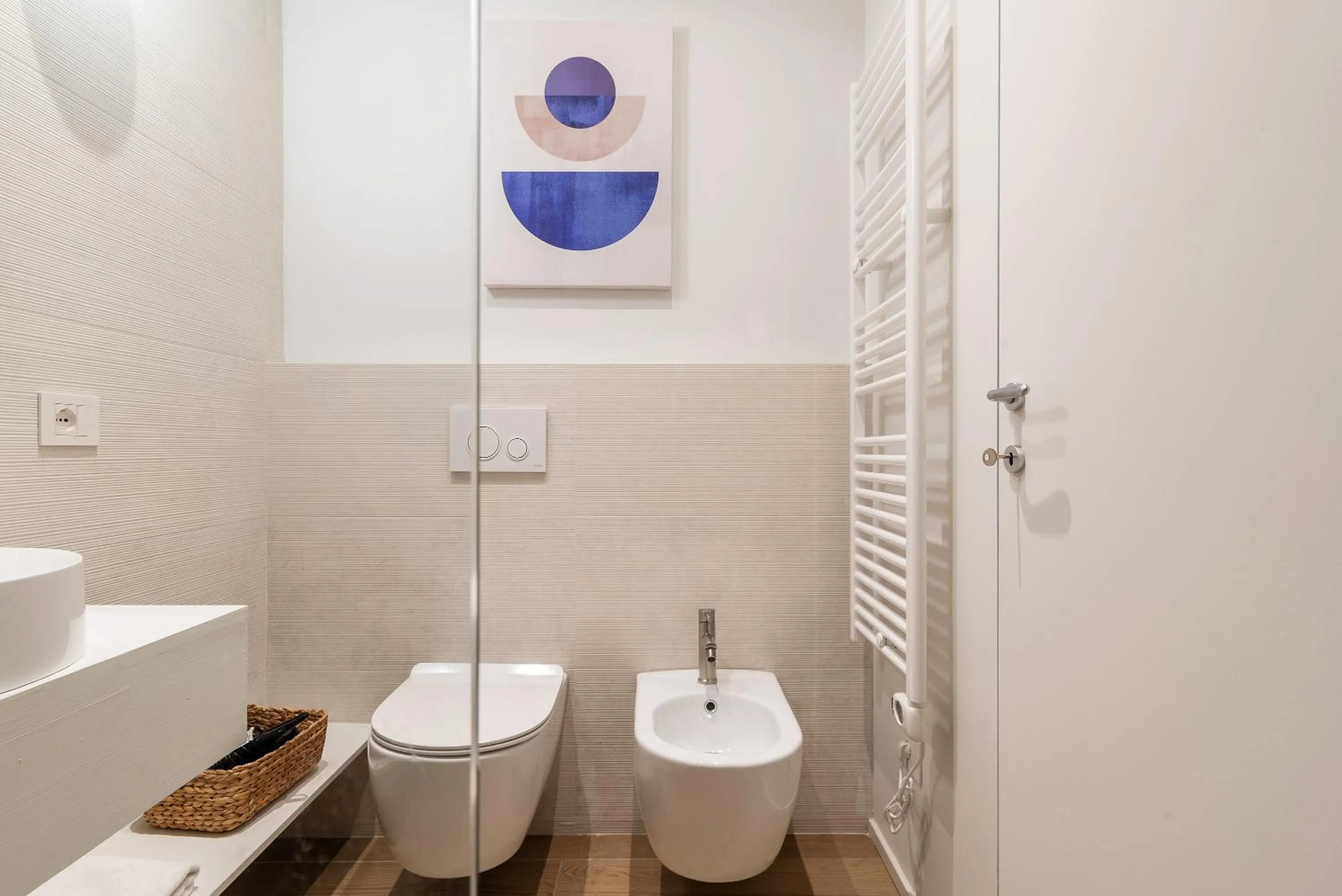 Bathroom in easyhomes-City Centre Suites