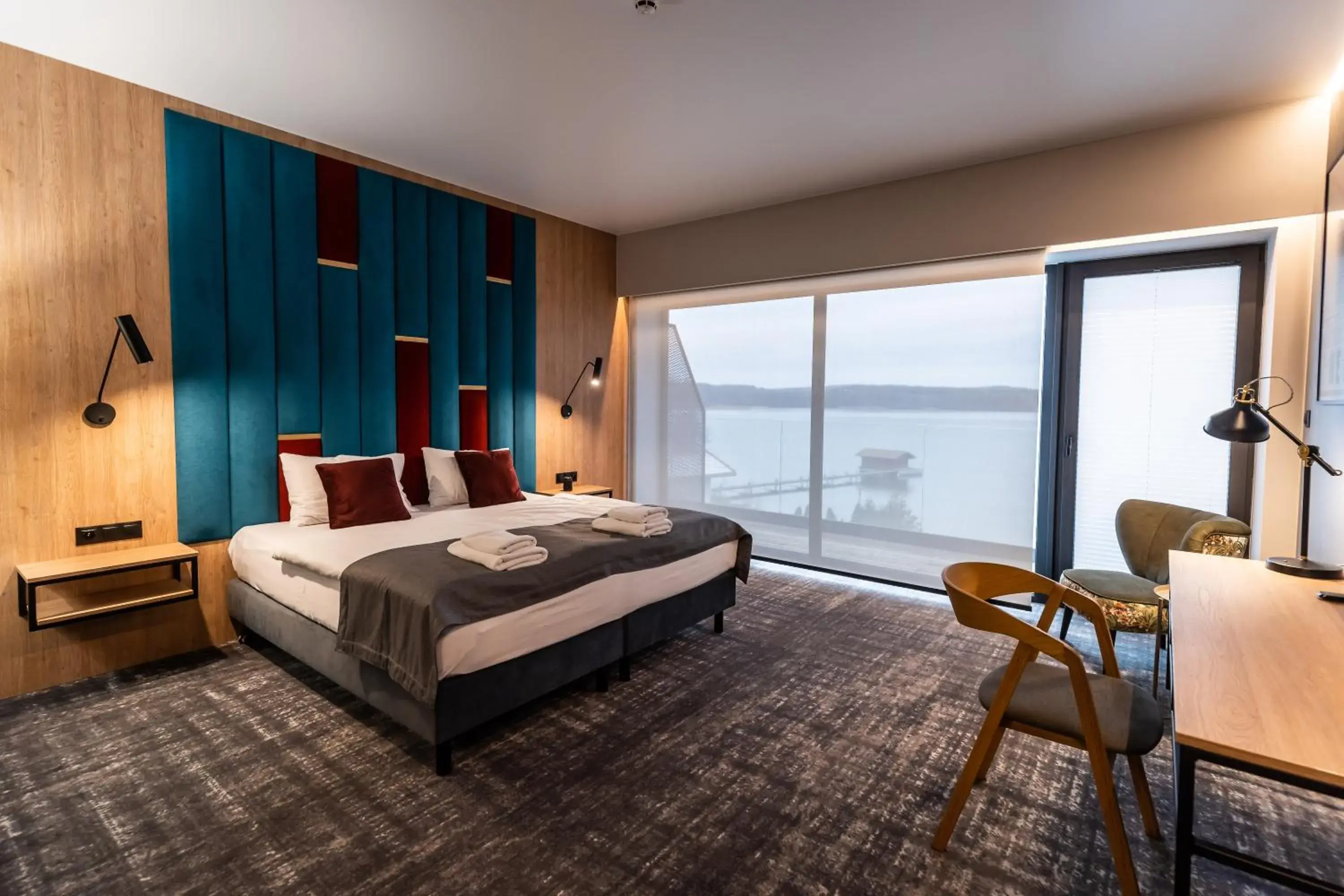 King Room with Lake View - single occupancy in OTTON-Charzykowy Bed&Restaurant King Room with Lake View - single occupancy in OTTON-Charzykowy Bed&Restaurant