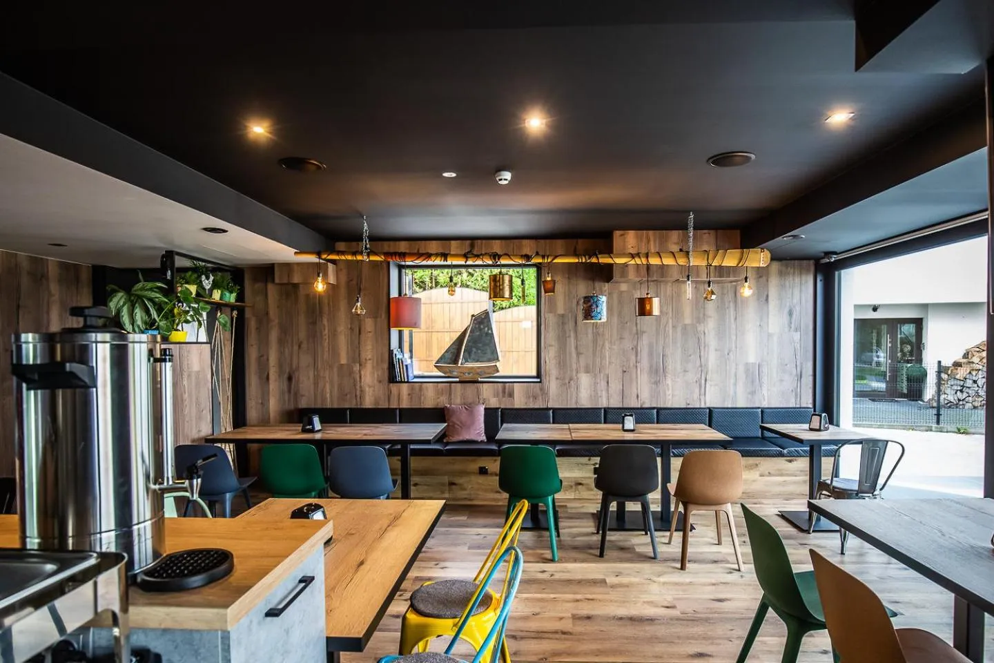 Restaurant/places to eat in OTTON-Charzykowy Bed&Restaurant