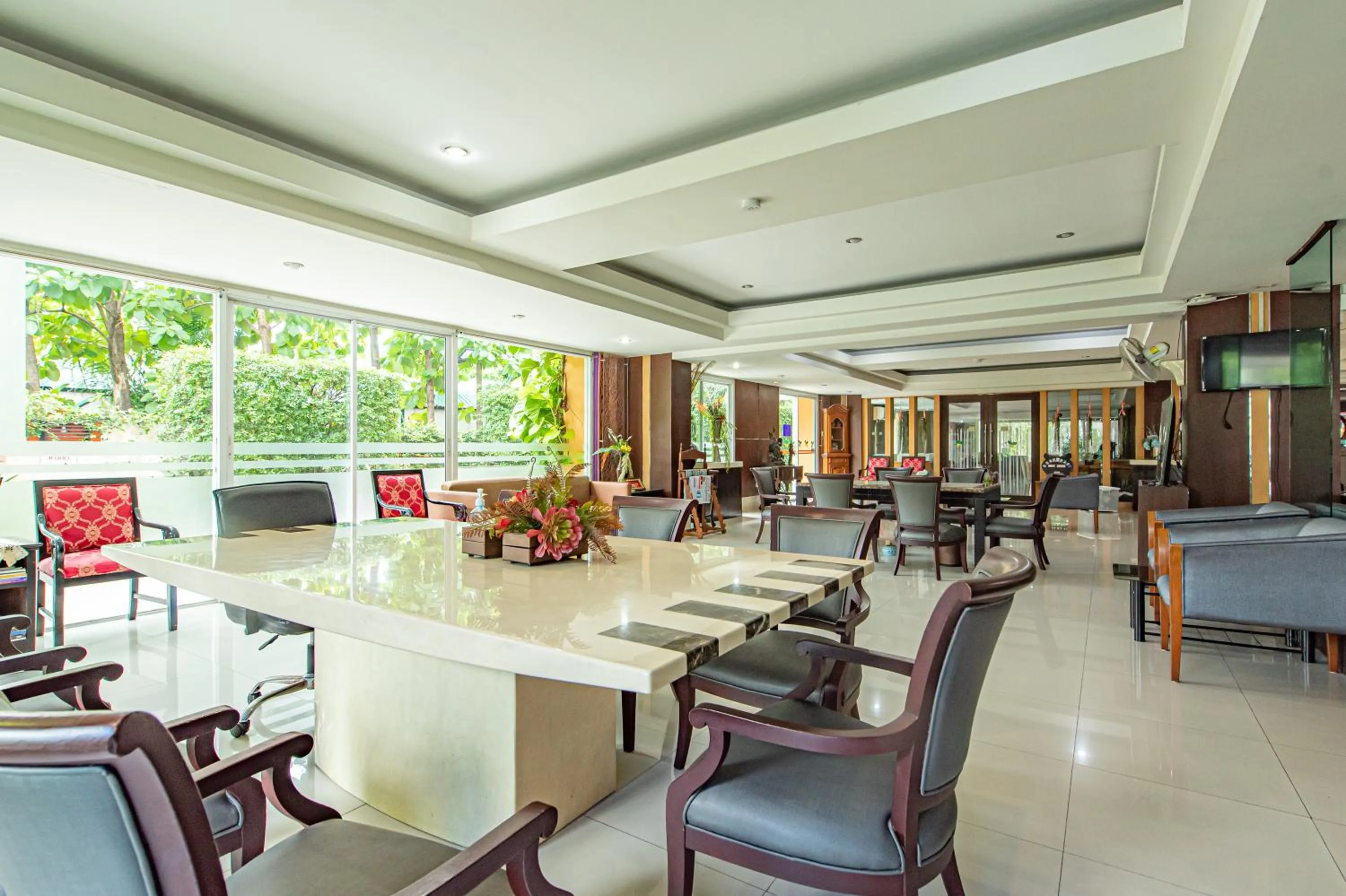 Business facilities in The Wing Design Hotel