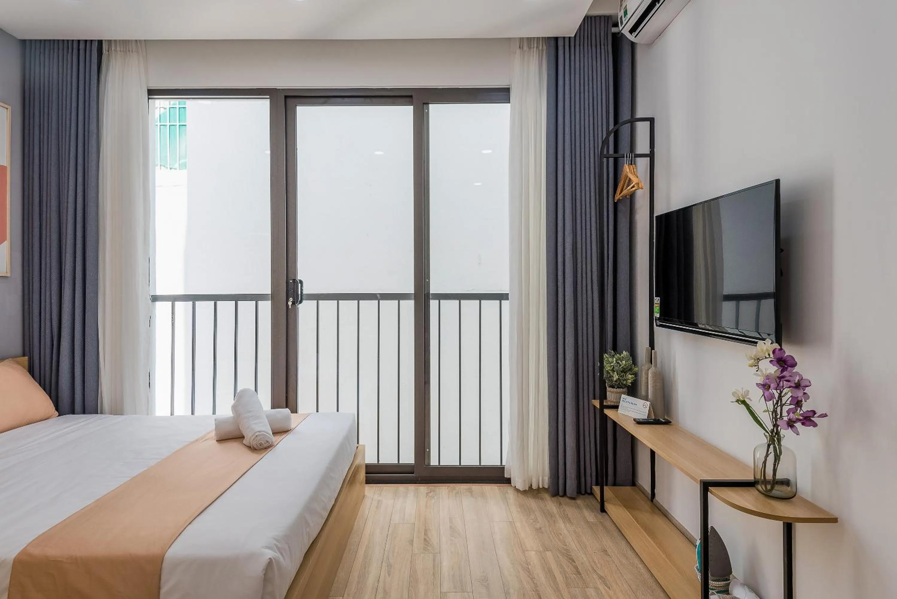 Photo of the whole room, Bed in Cozrum Homes Ambera House