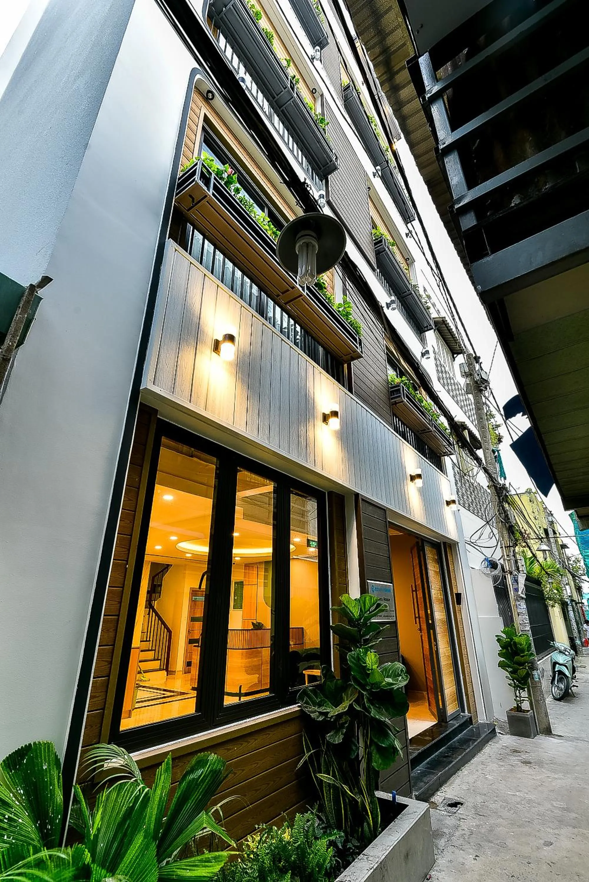 Facade/entrance in Cozrum Homes Ambera House