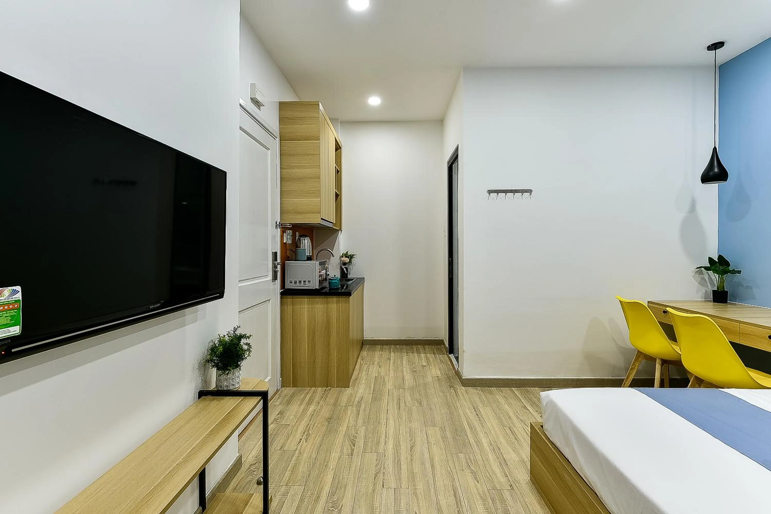 Kitchen or kitchenette, Bed in Cozrum Homes Ambera House