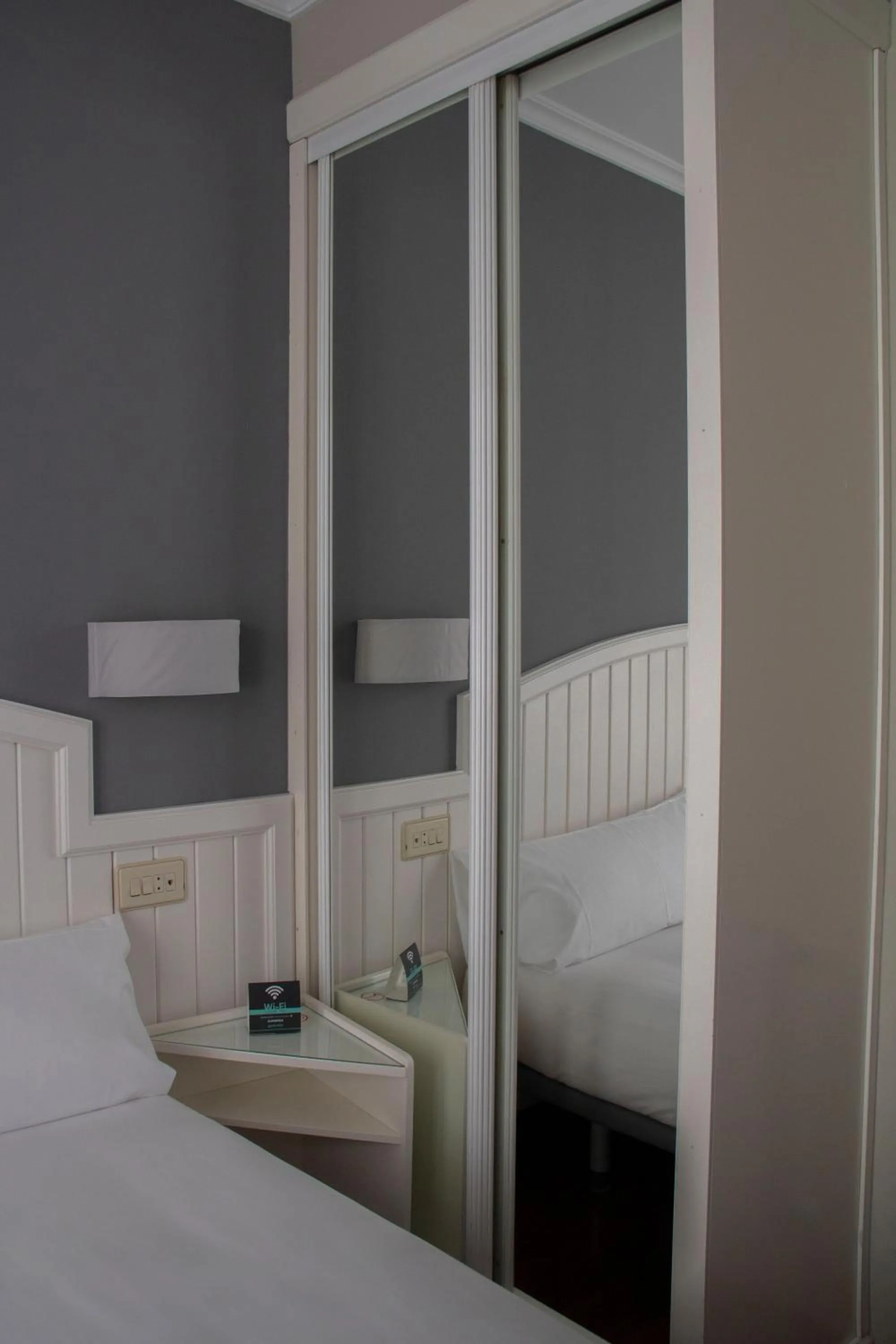 Bed in Alda Miramar Rooms