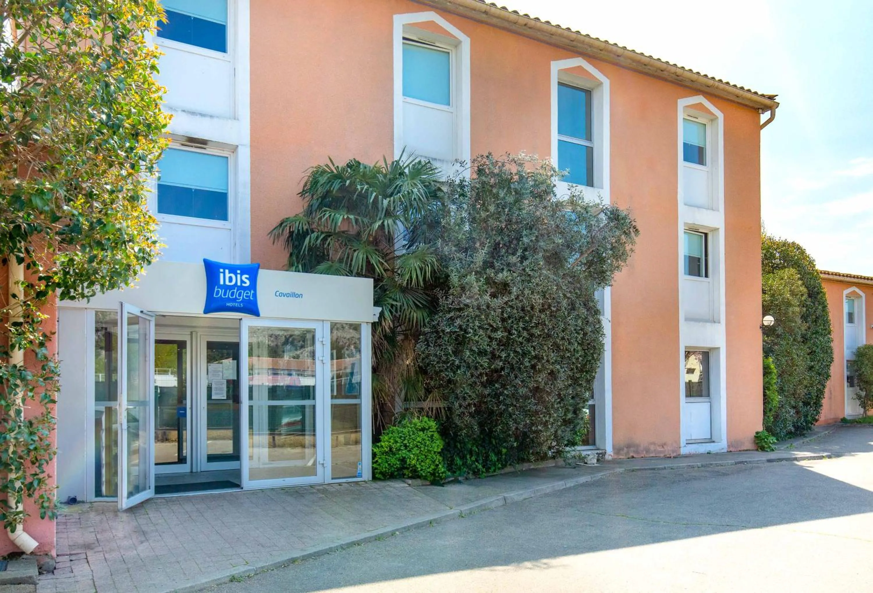 Property building in ibis budget Cavaillon