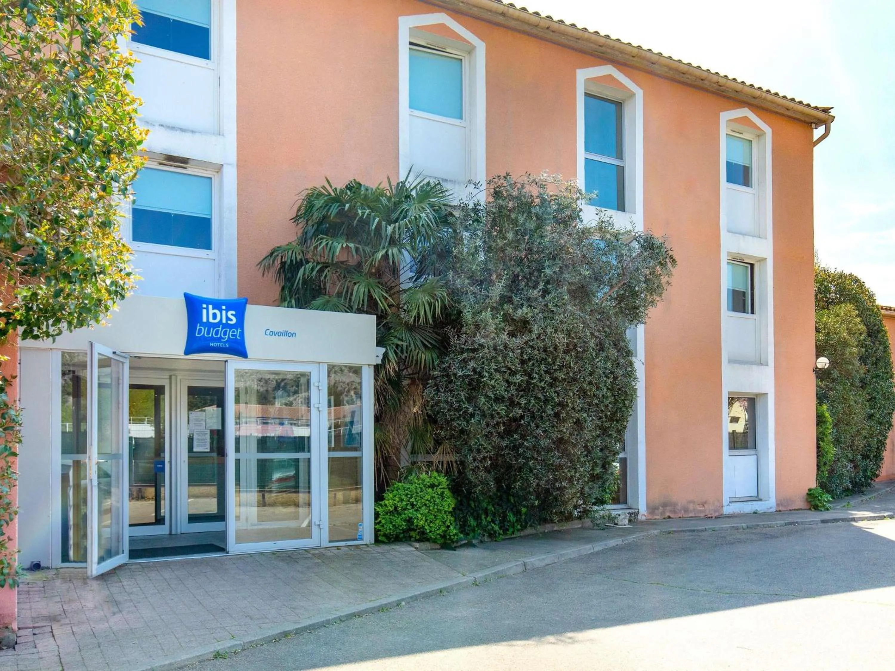 Property building in ibis budget Cavaillon