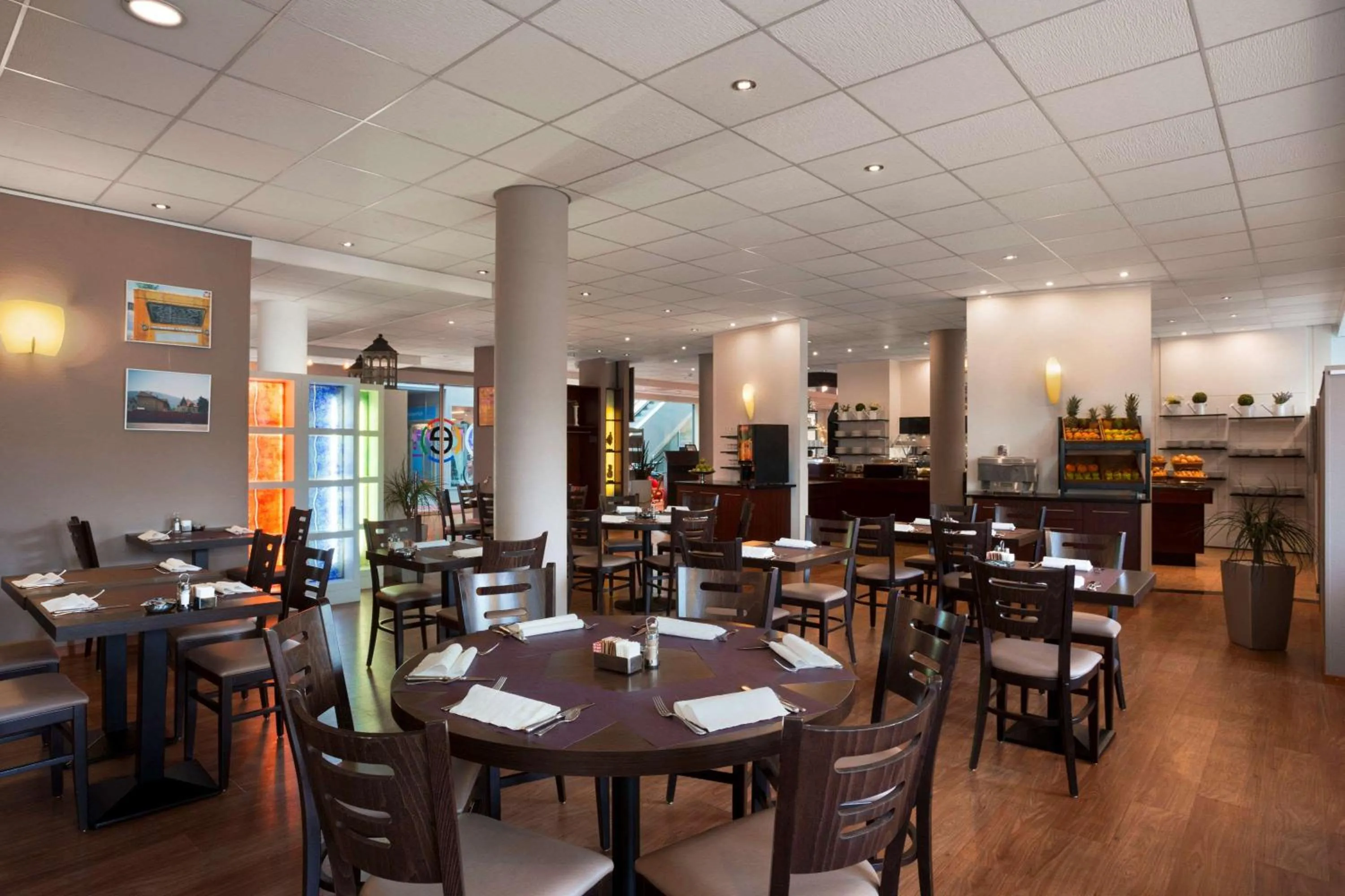 Restaurant/places to eat in Ramada Encore by Wyndham Geneva