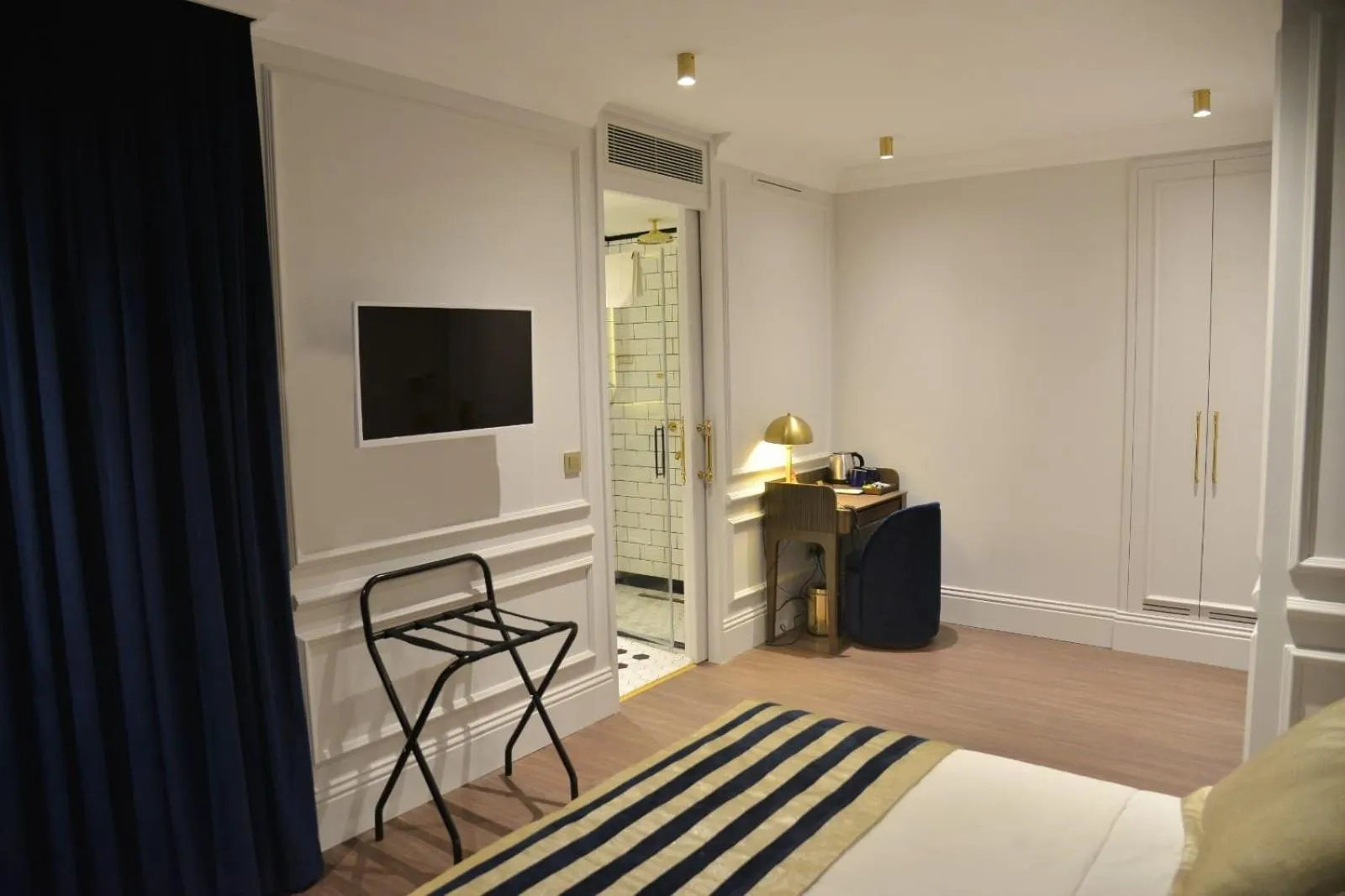 Bed in A11 HOTEL Exclusive