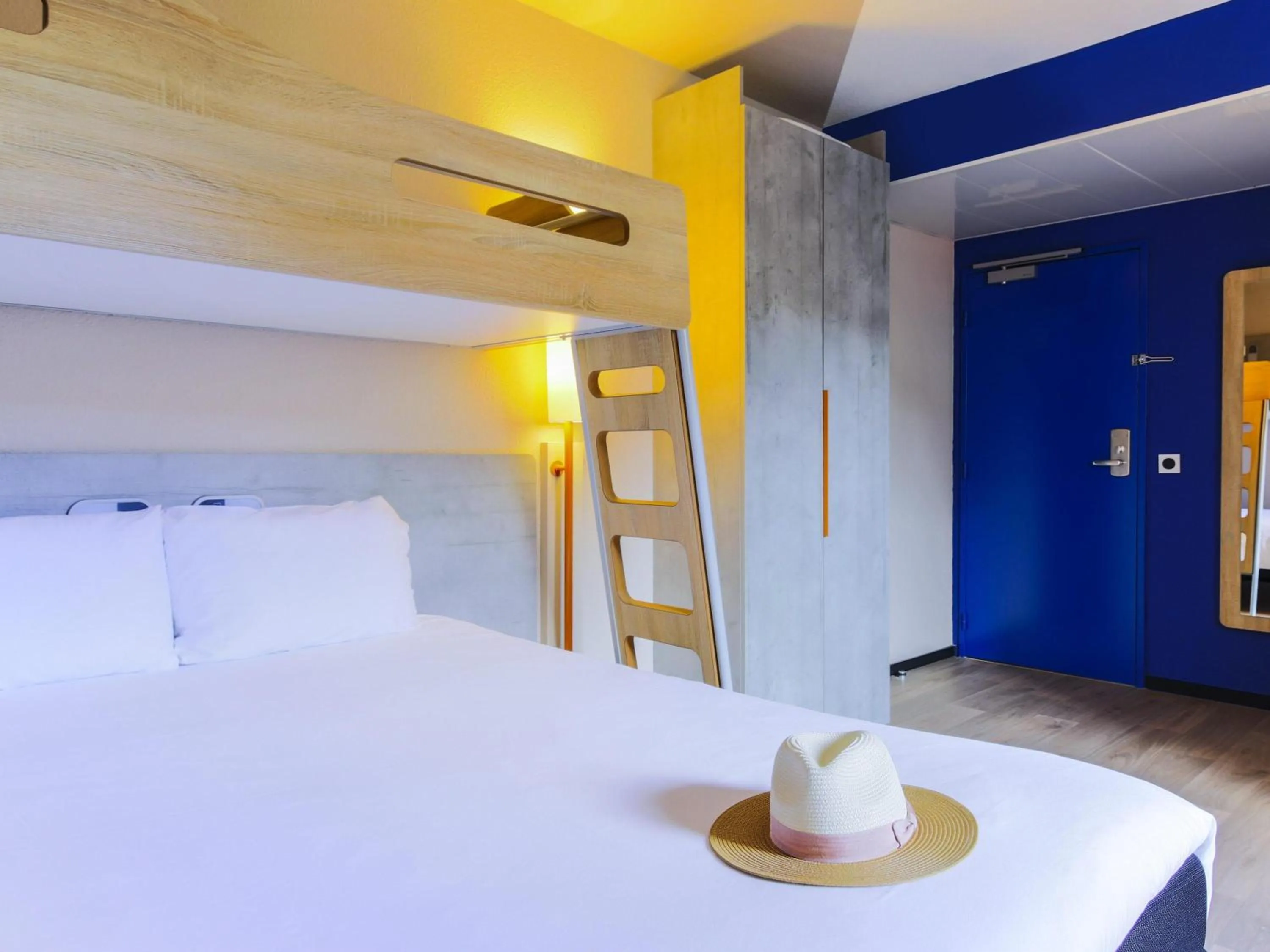 Bedroom, Bed in Ibis Budget Albi Centre