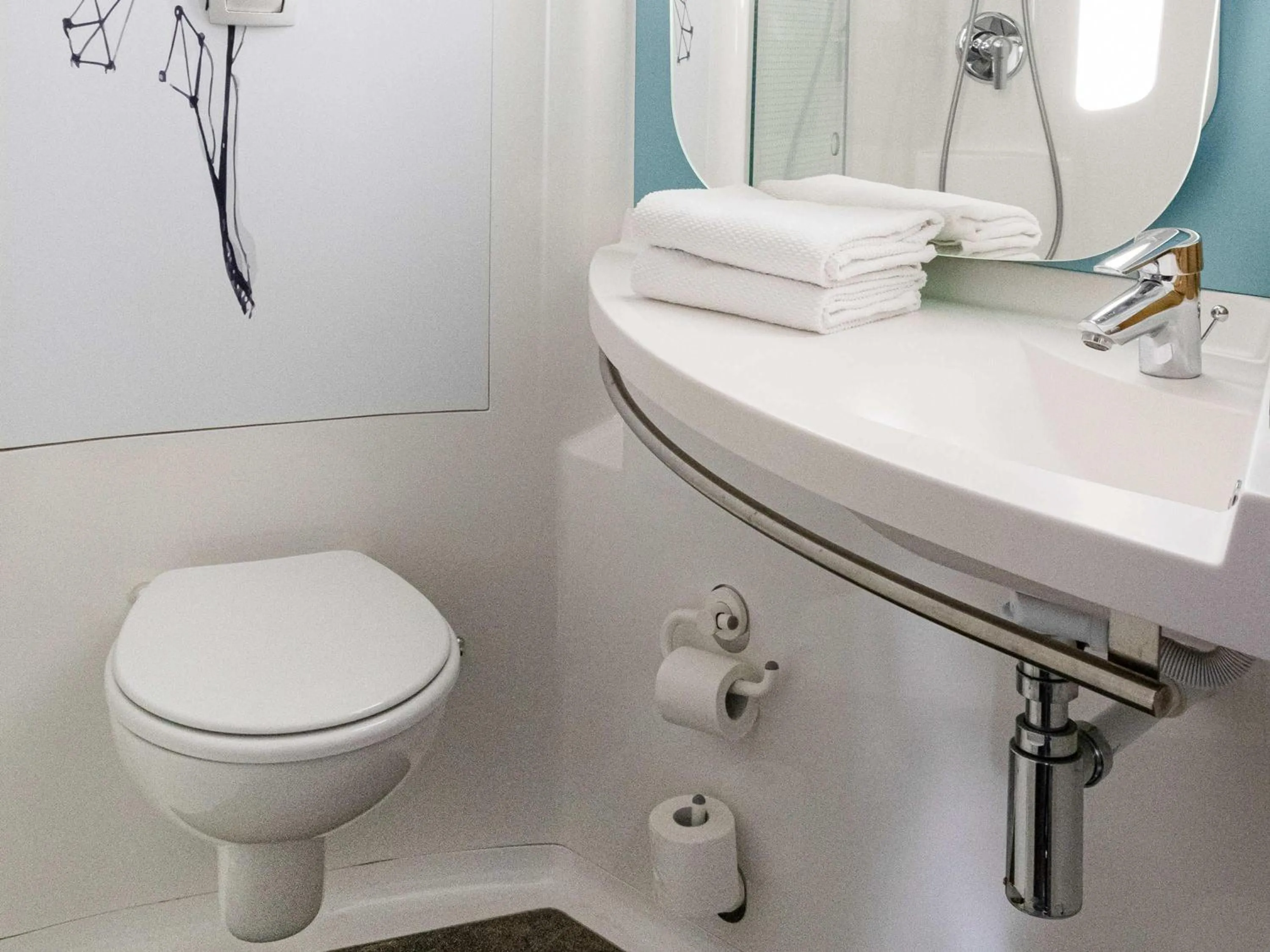 Bedroom in Ibis Budget Albi Centre