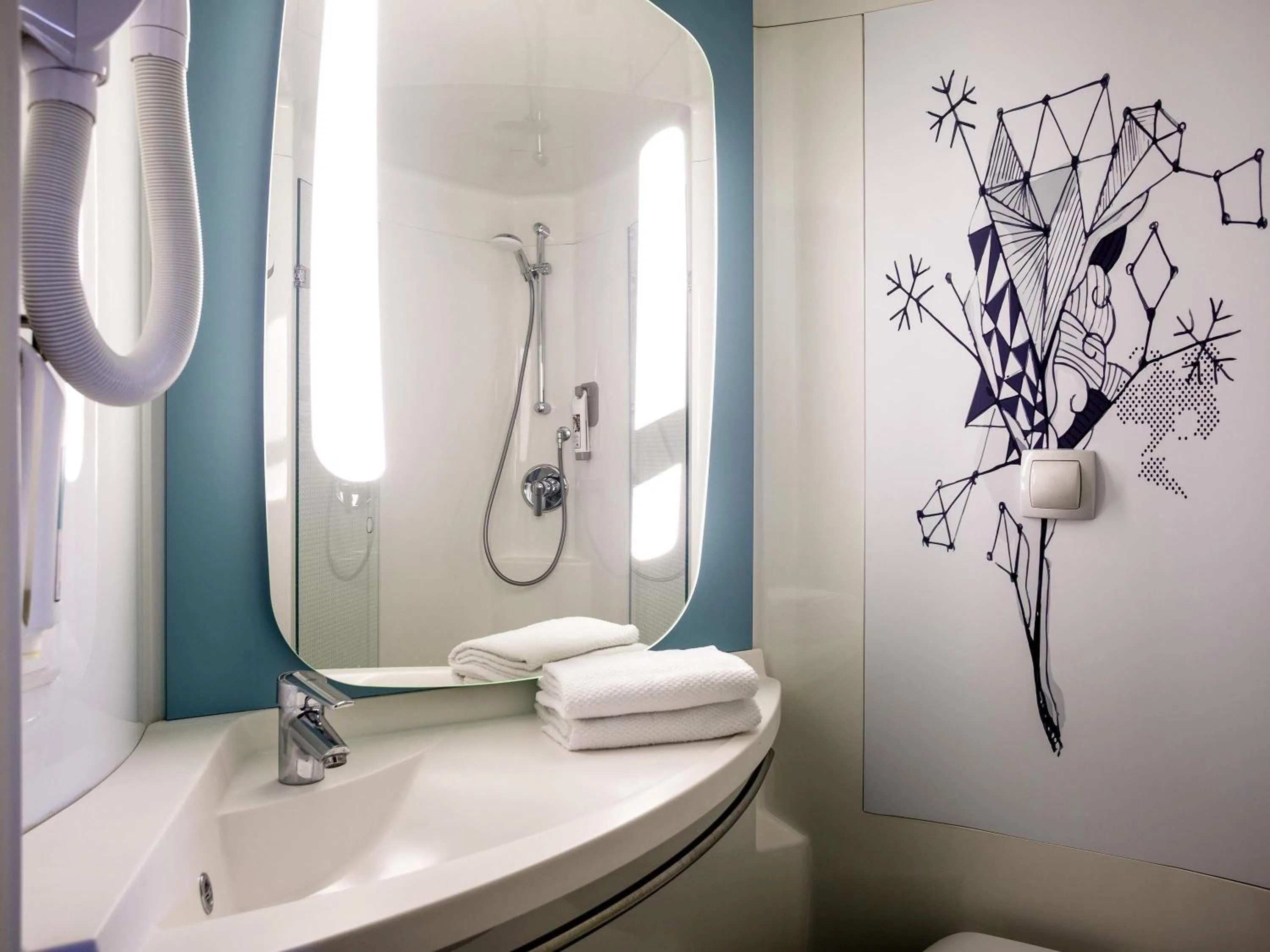 Bedroom in Ibis Budget Albi Centre