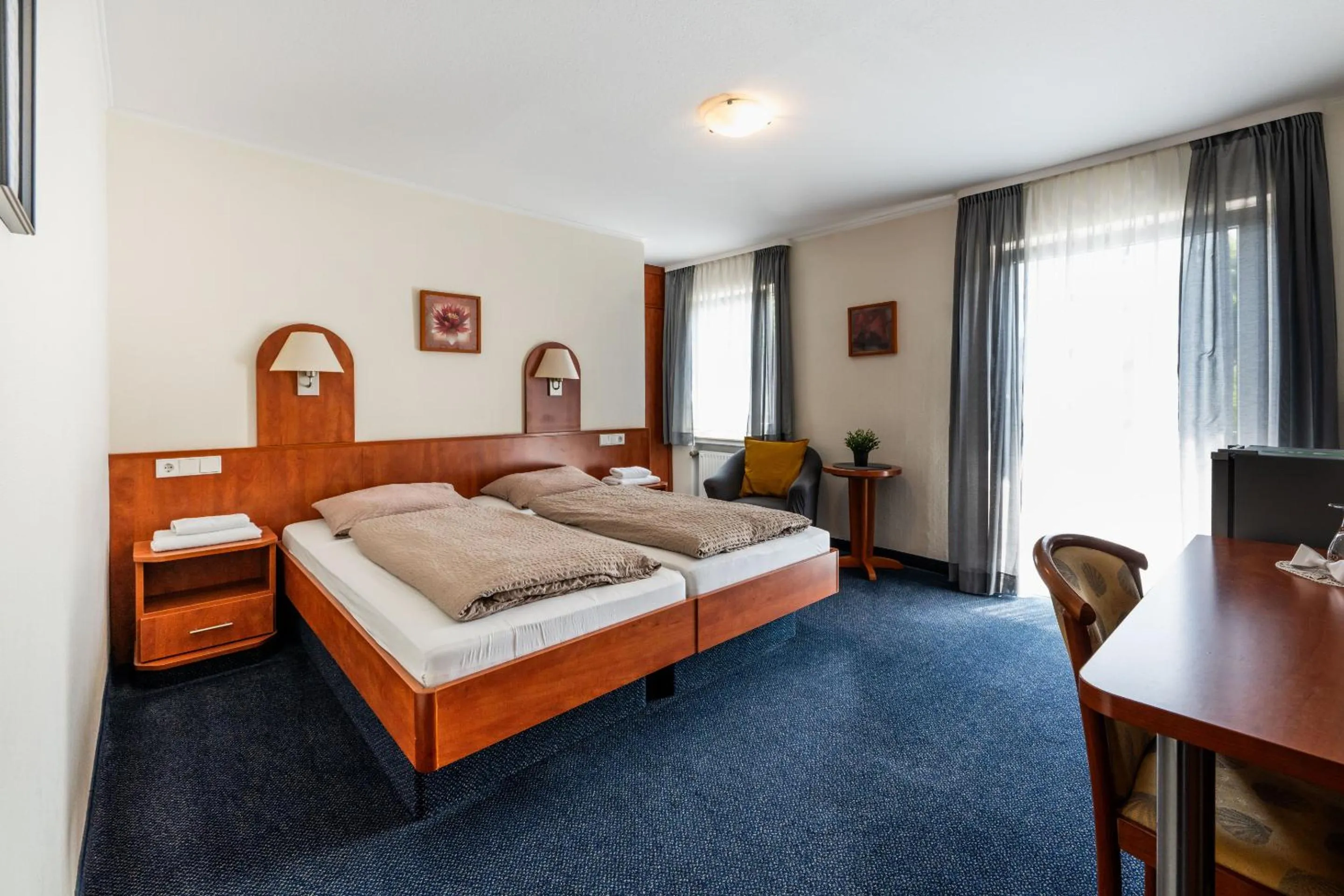 Bedroom, Bed in Landhotel Georgshof