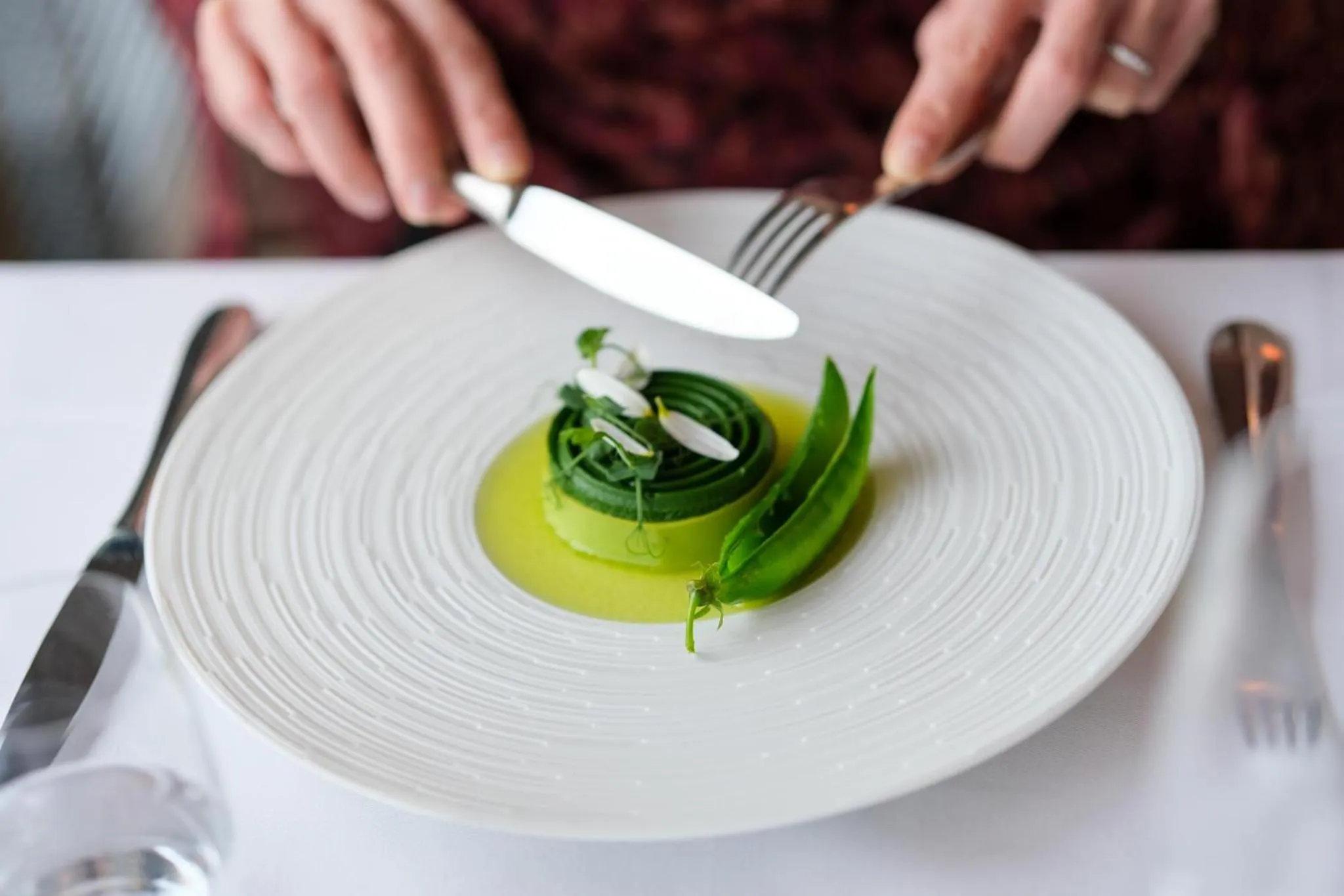 Food and drinks in Hotel Belvoir Lake View & Spa