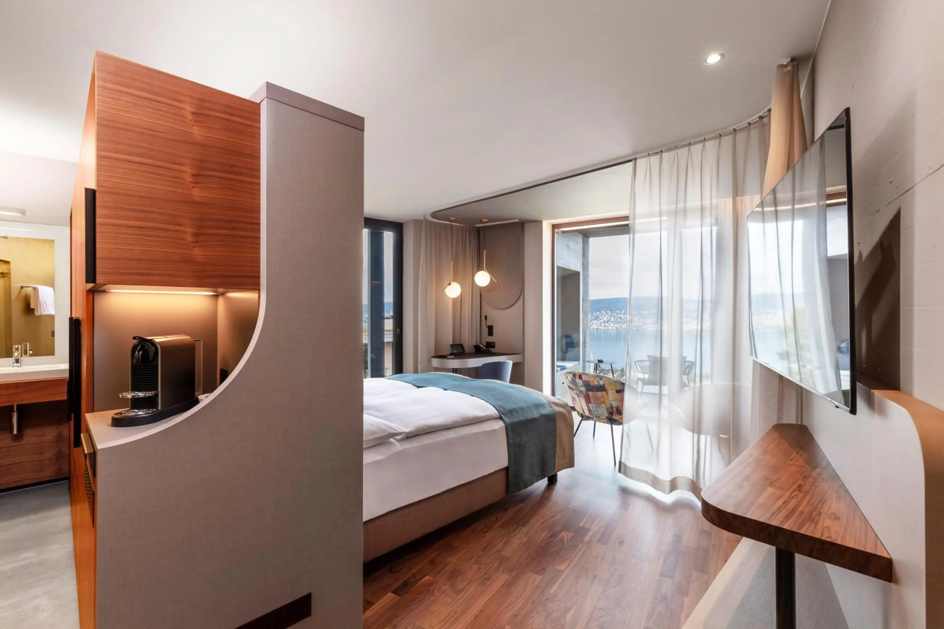 Bedroom, Bed in Hotel Belvoir Lake View & Spa