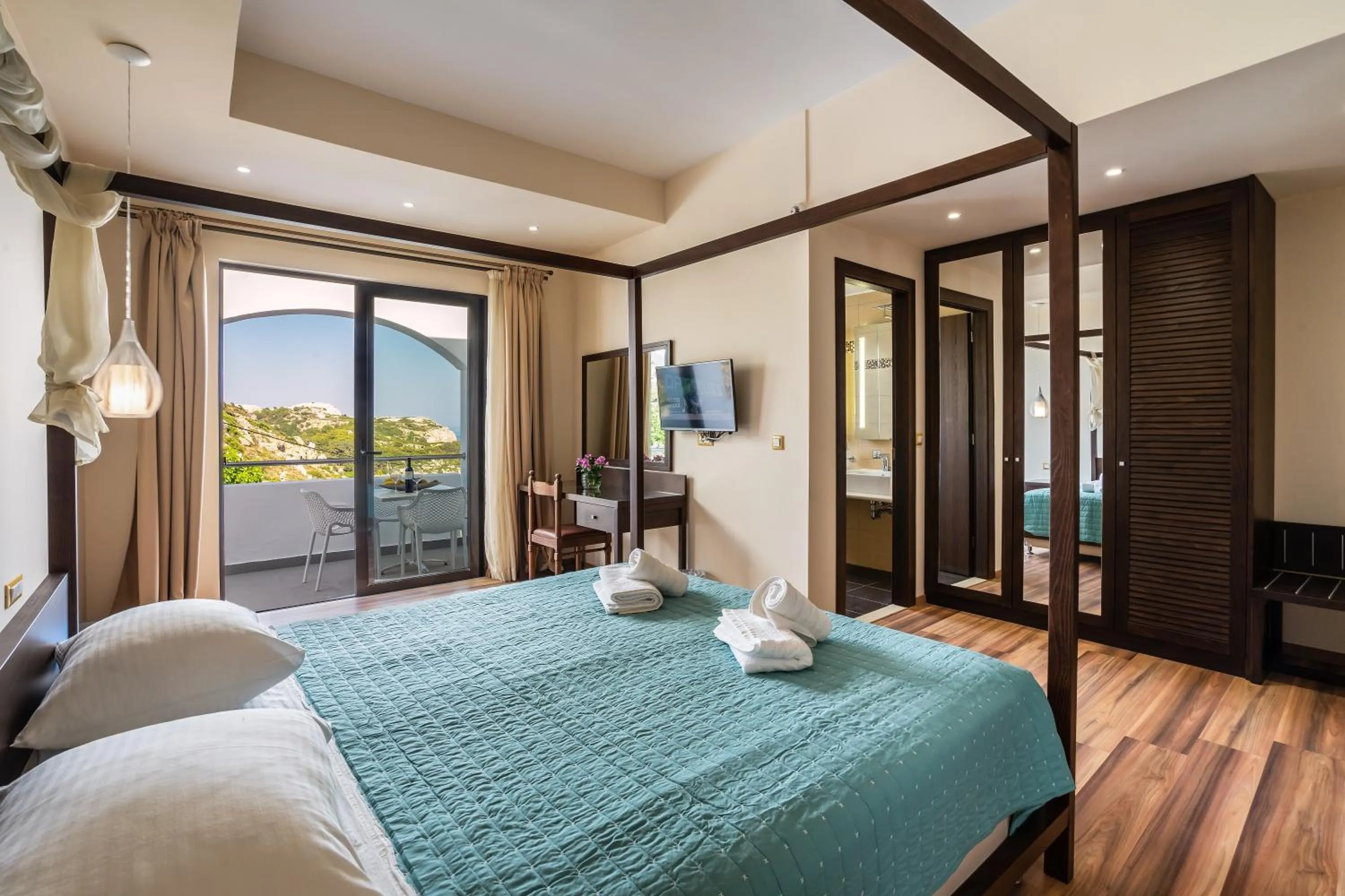 View (from property/room), Bed in Ladiko Suites - Faliraki