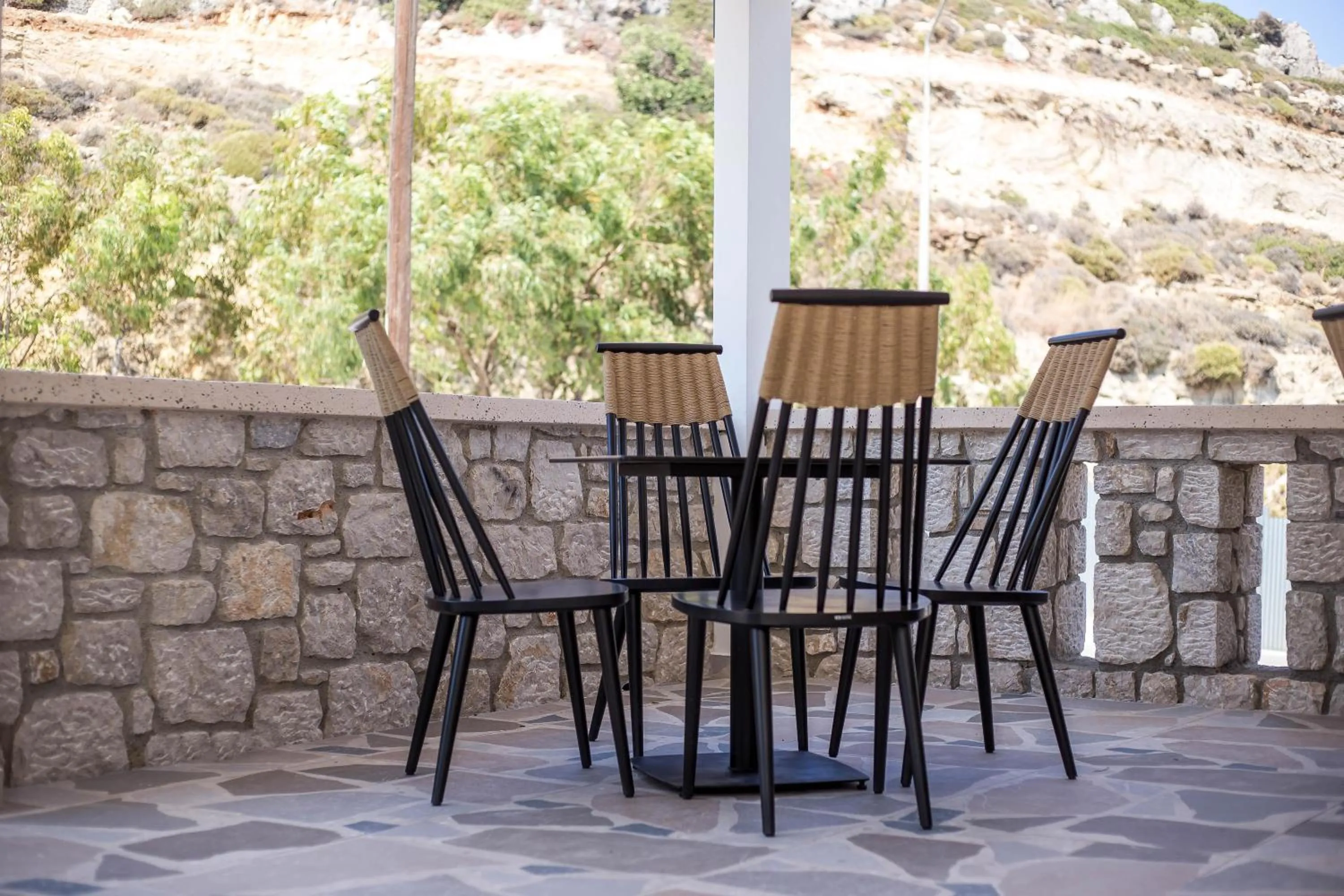 Restaurant/places to eat in Ladiko Suites - Faliraki