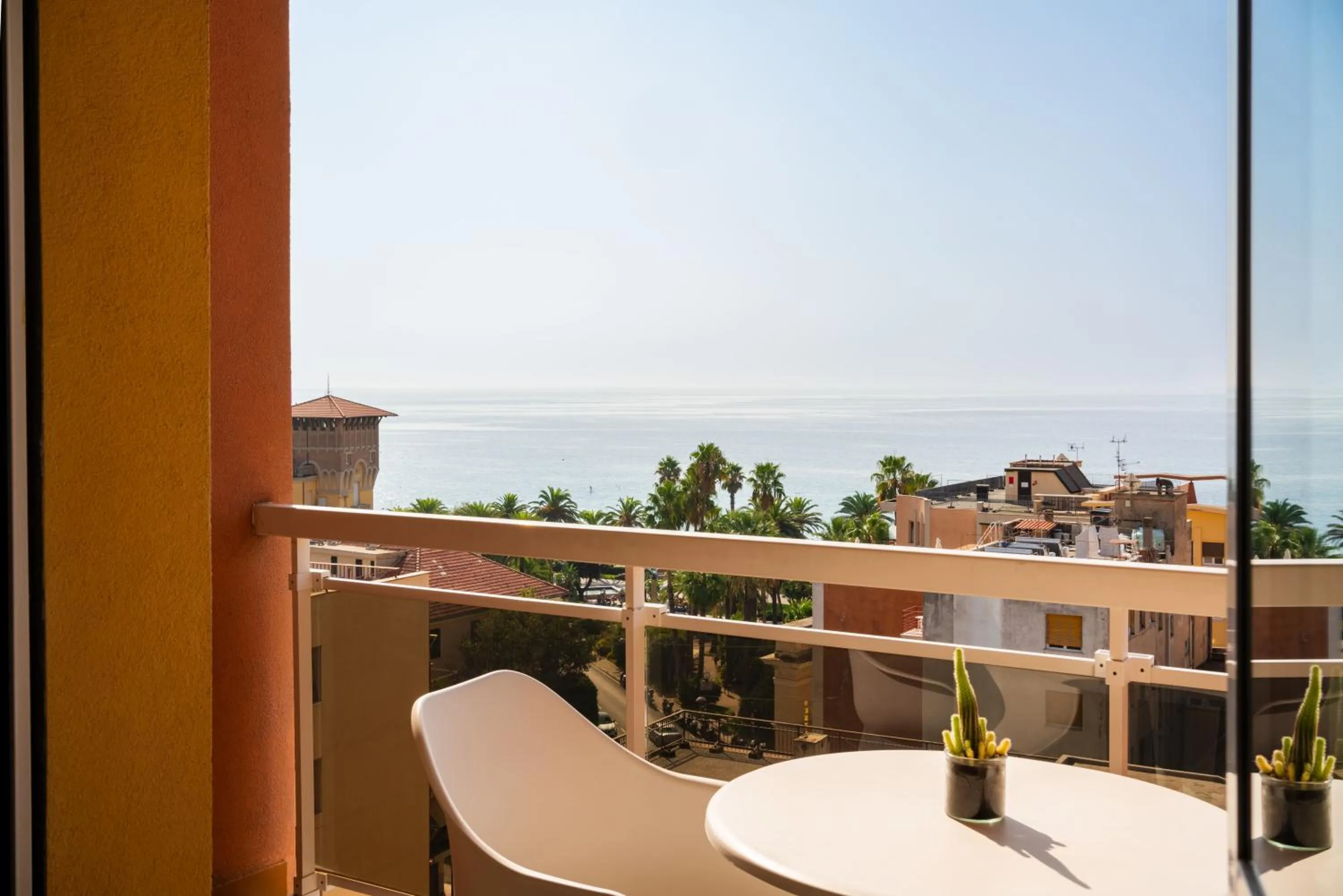 Balcony/Terrace in Hotel Careni Villa Italia