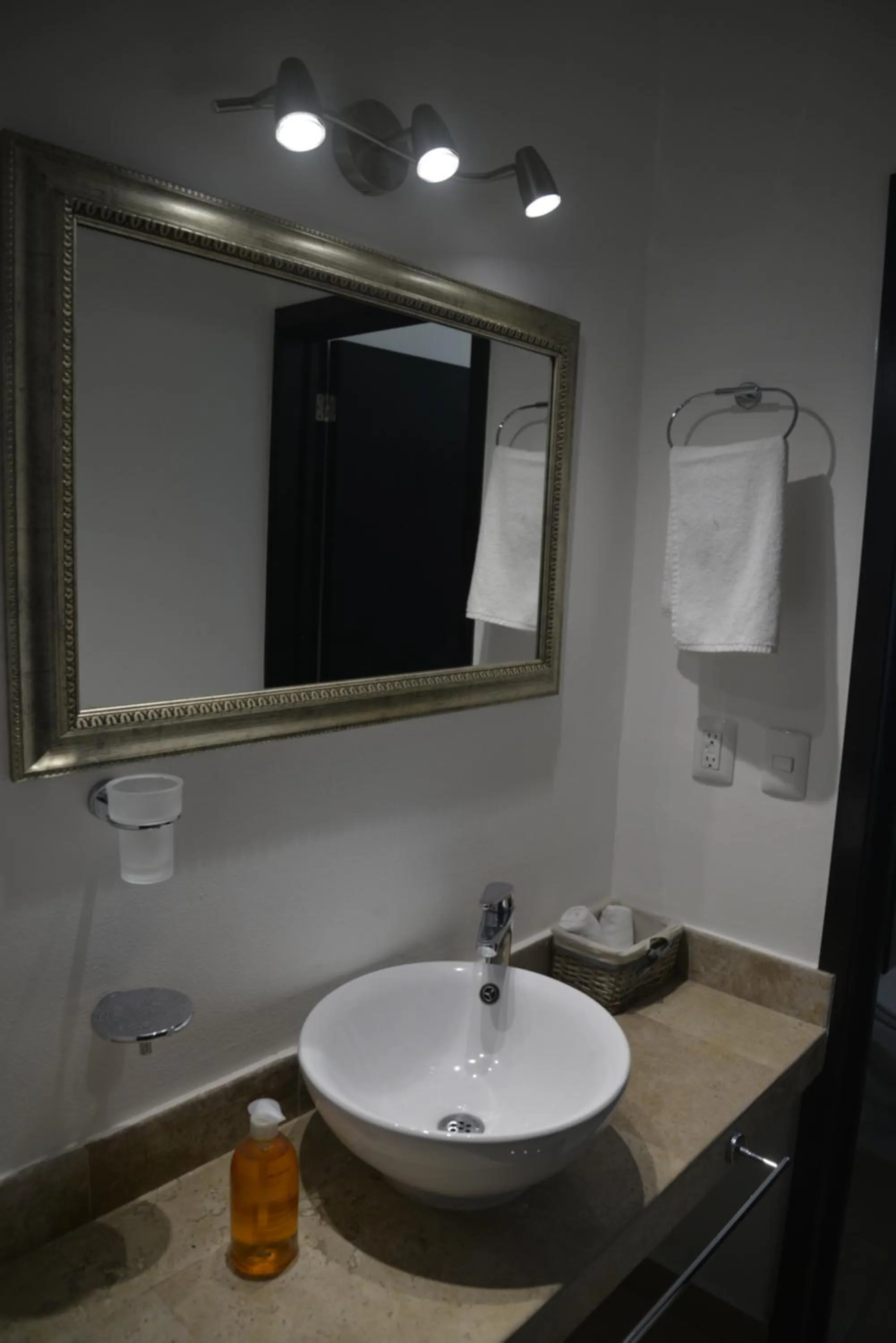 Bathroom in PLAYA SUITES apartment