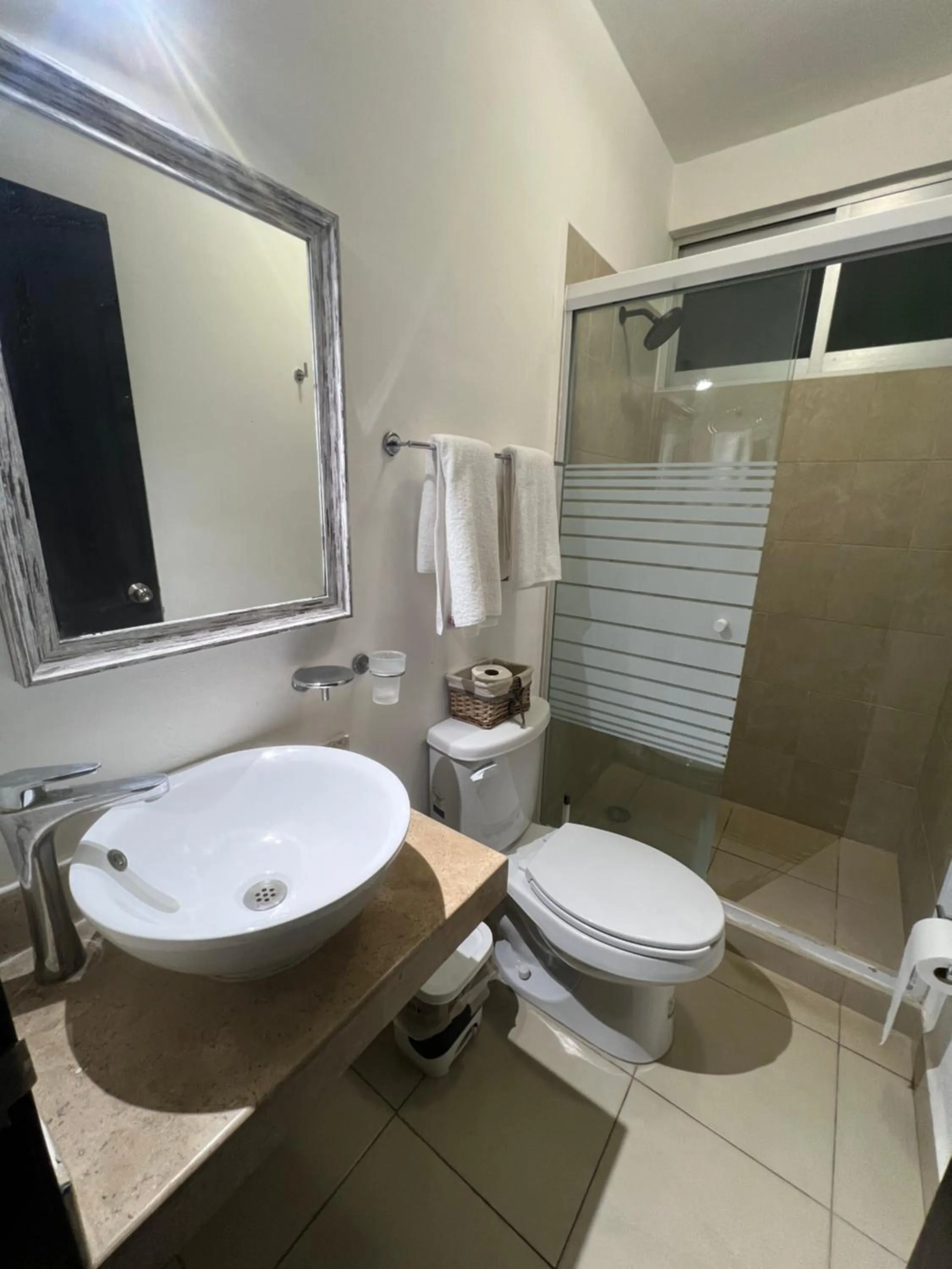 Bathroom in PLAYA SUITES apartment