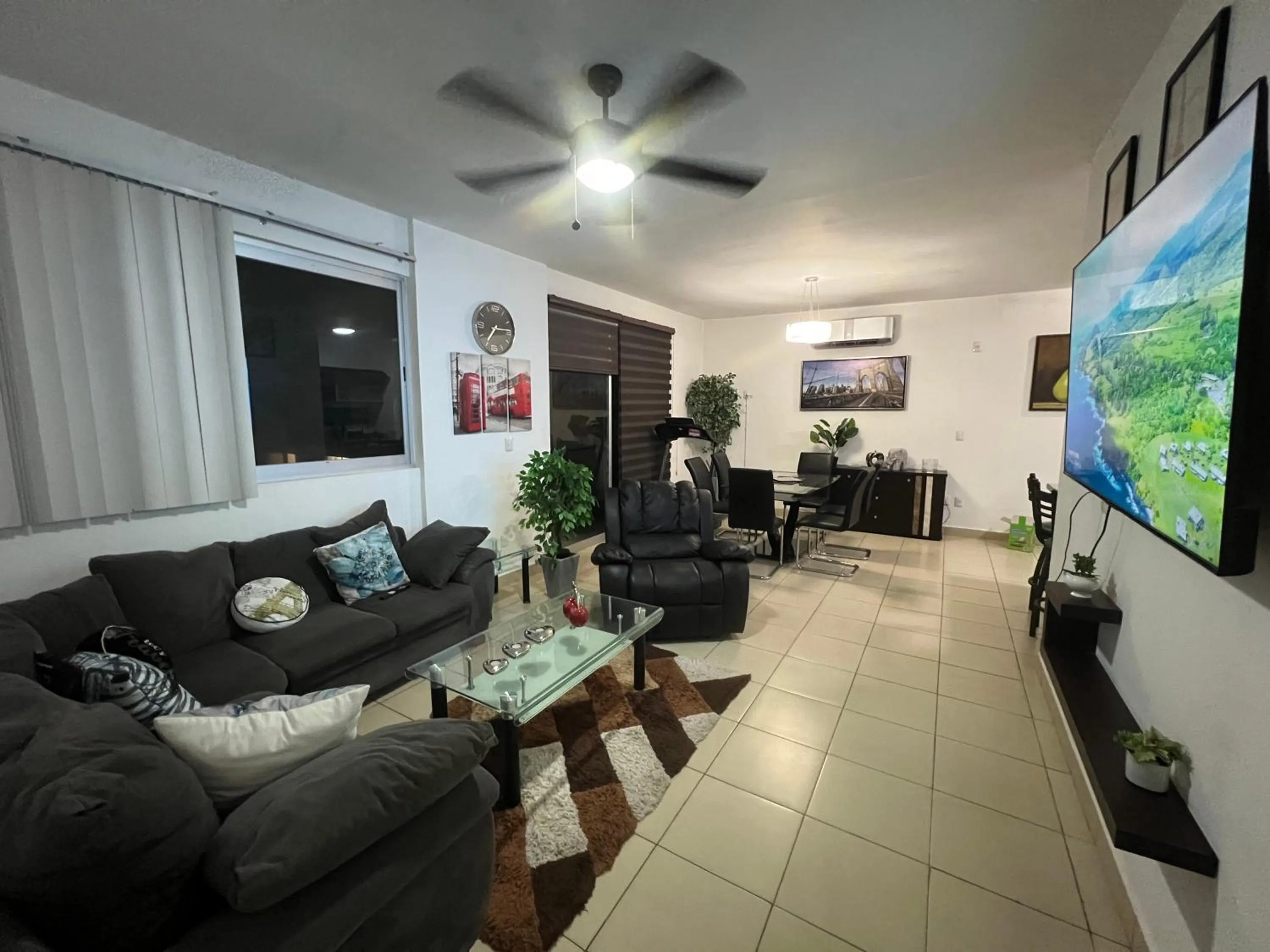 TV and multimedia in PLAYA SUITES apartment