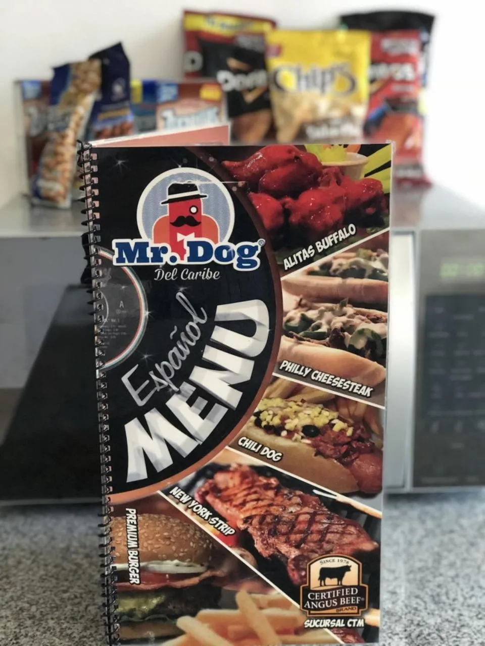 Restaurant/places to eat in PLAYA SUITES apartment