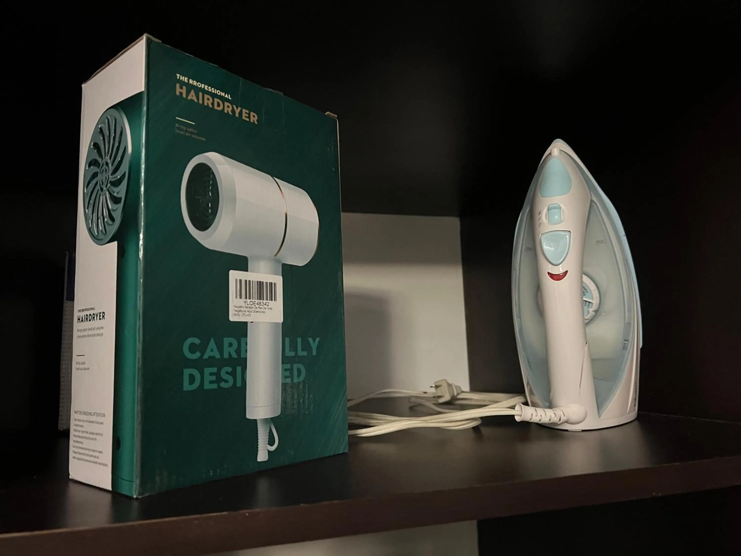 dryer in PLAYA SUITES apartment