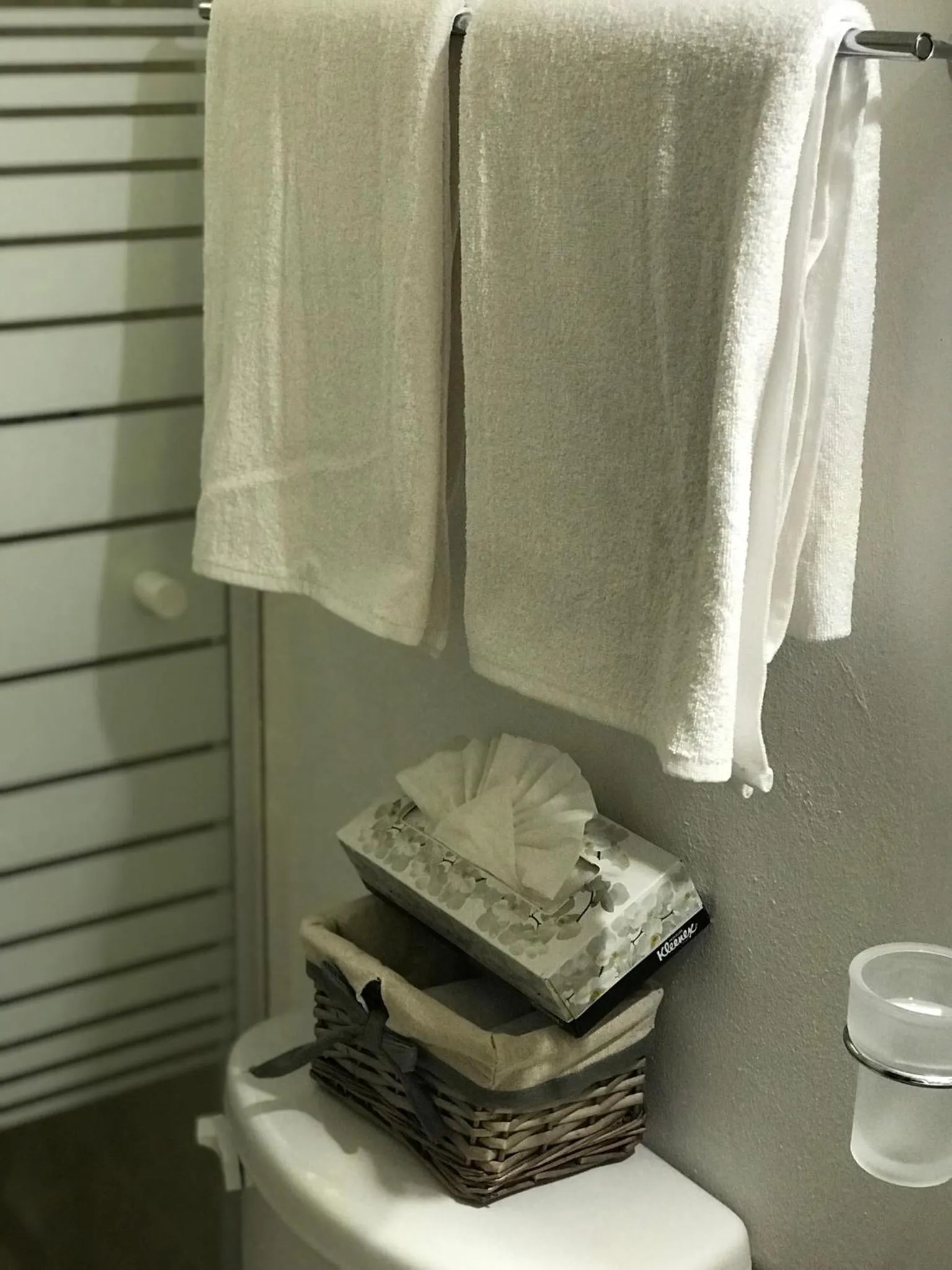 Bathroom in PLAYA SUITES apartment