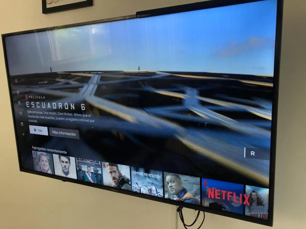 TV and multimedia in PLAYA SUITES apartment