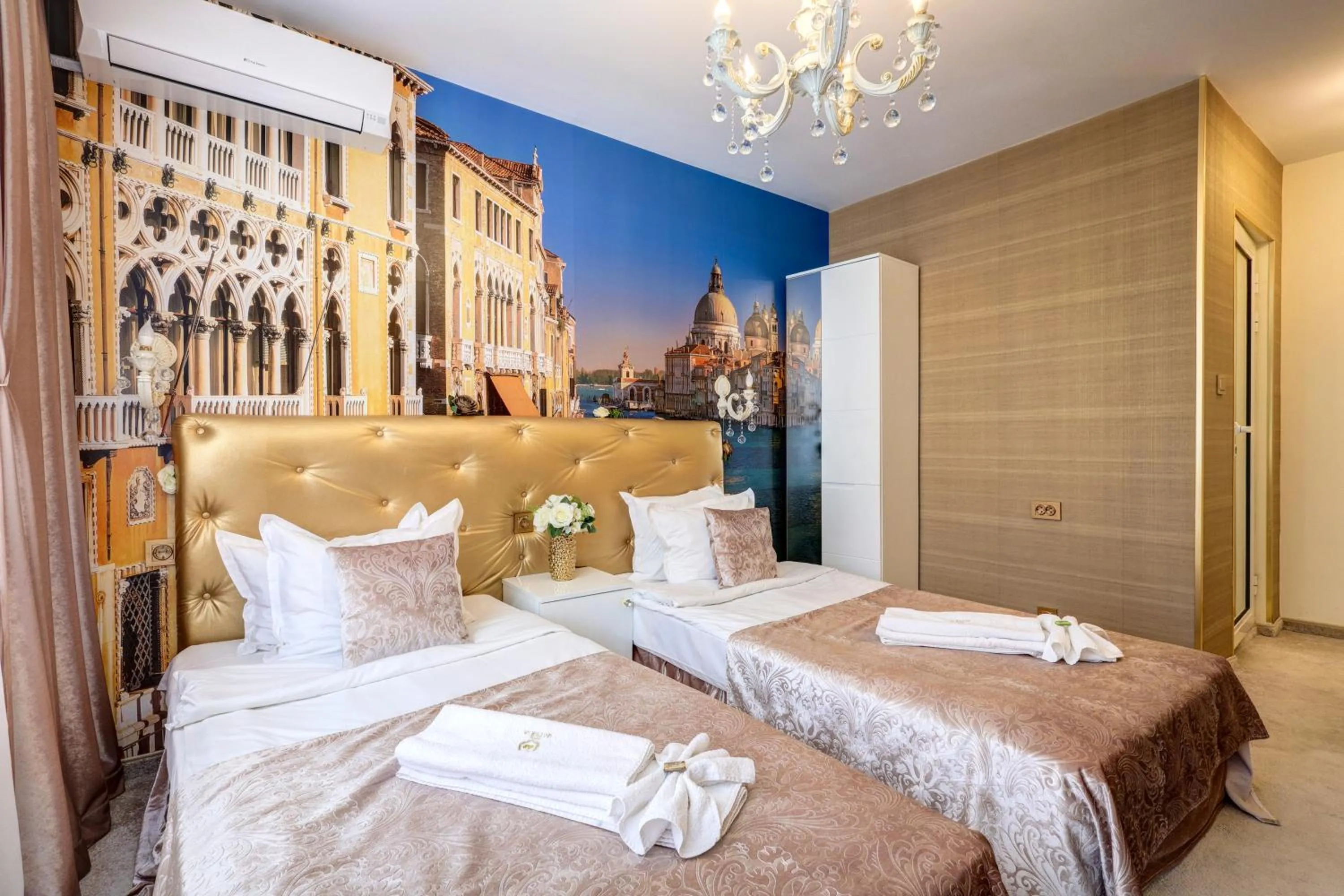 Bed in Hotel IMPERIA