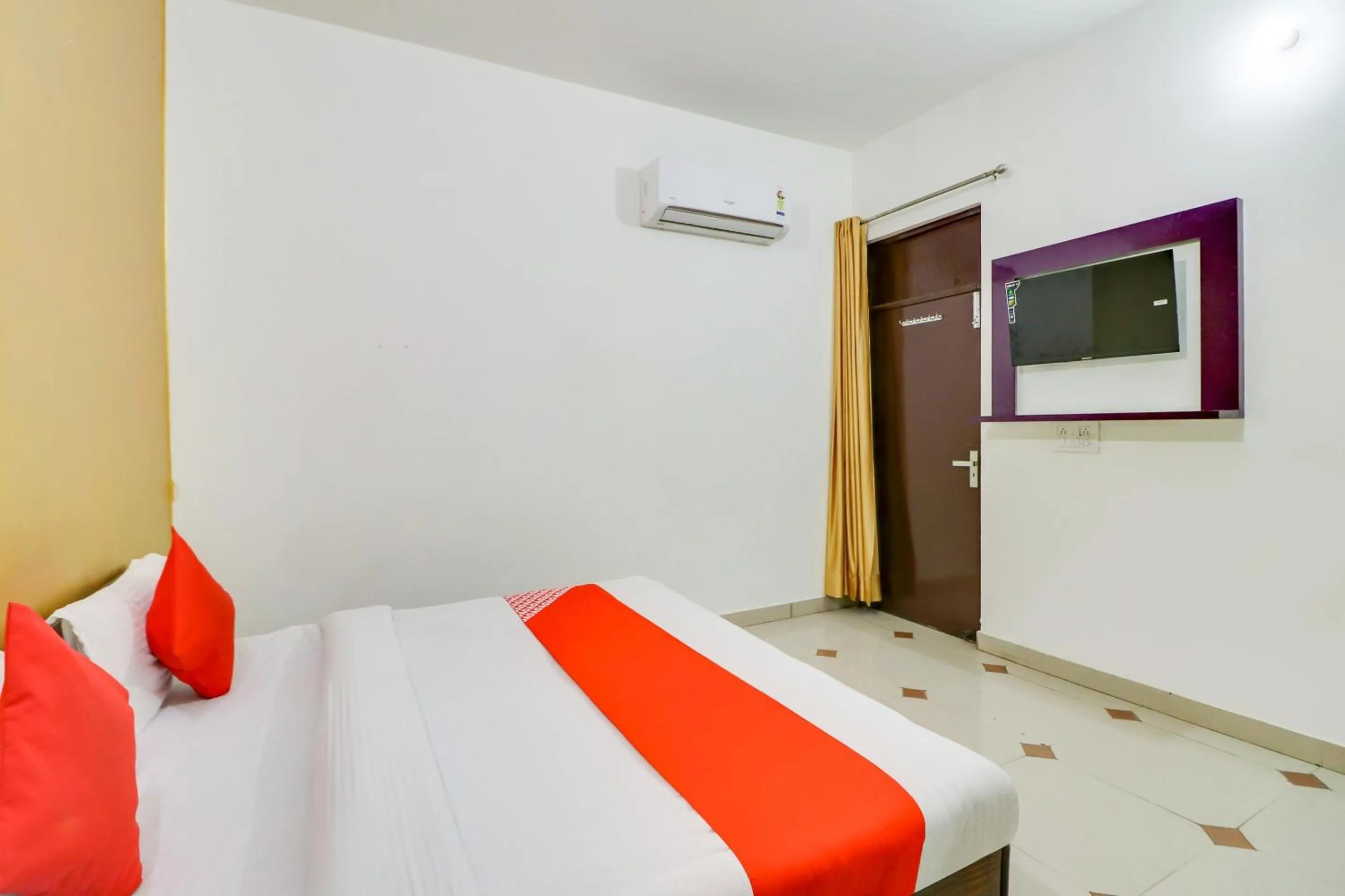 Bedroom, Bed in Hotel O by OYO Olive