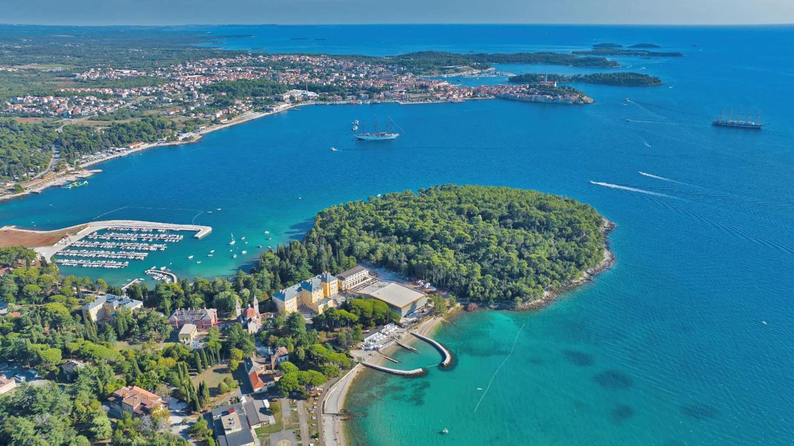 Villa Aurum Health & Climatotherapy Center