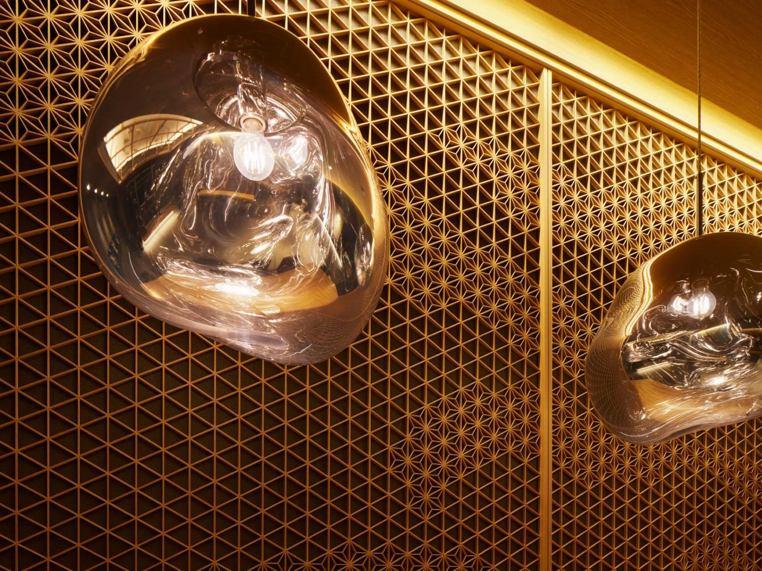 Decorative detail in Minn Ueno