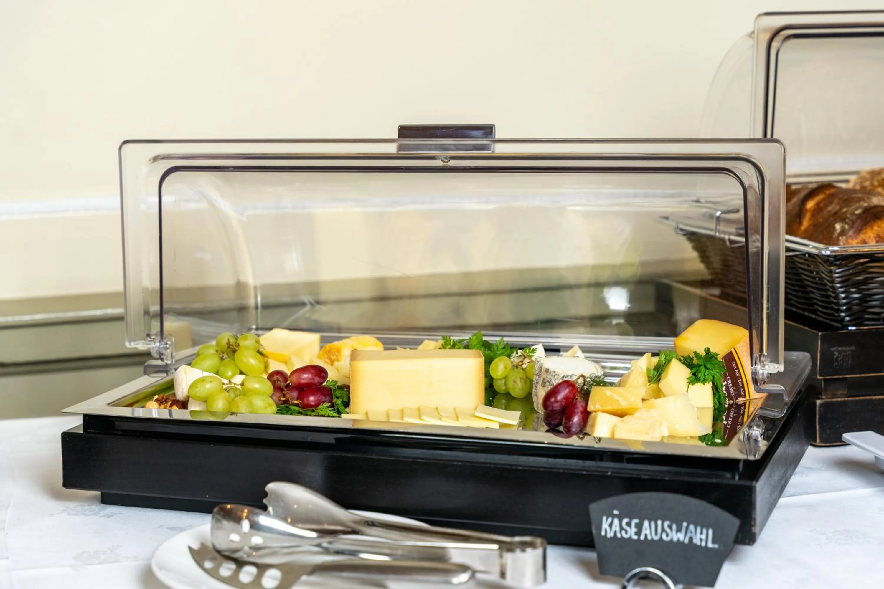 Breakfast in Romantik Hotel Wilden Mann Luzern