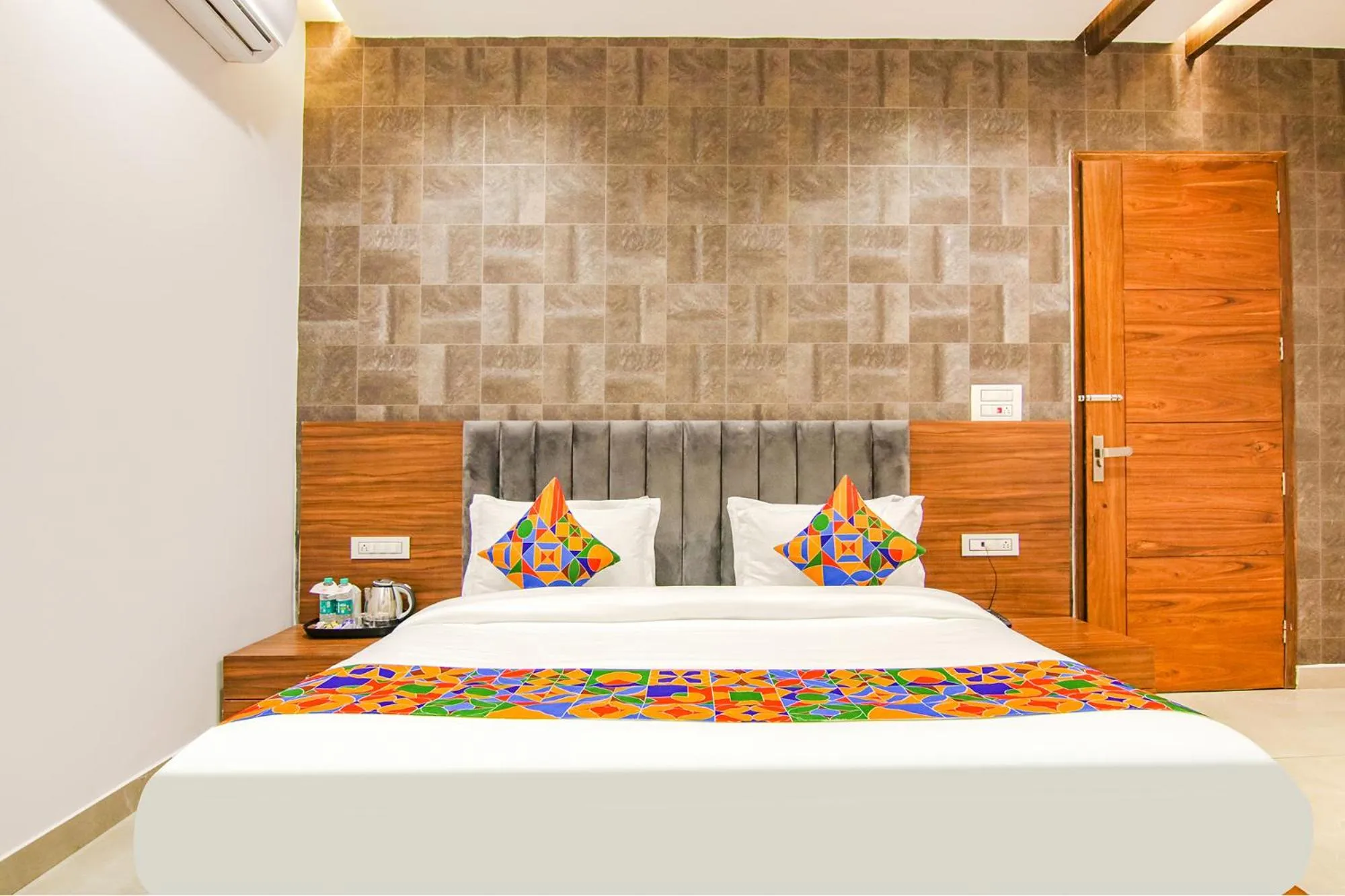 Bed in FabHotel Royal Mapple