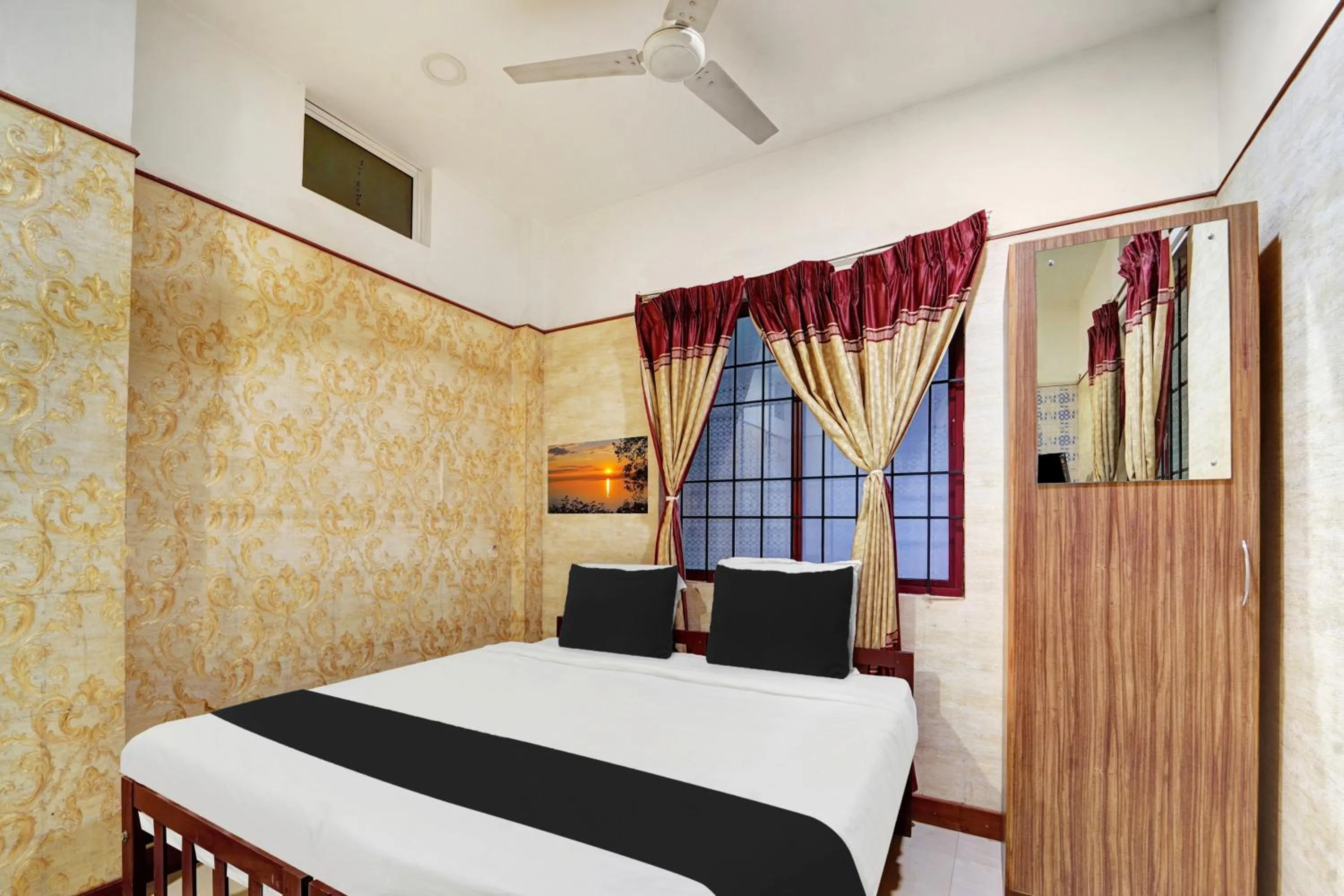 Bedroom, Bed in Super Collection O Vazhakkala Kakkanad