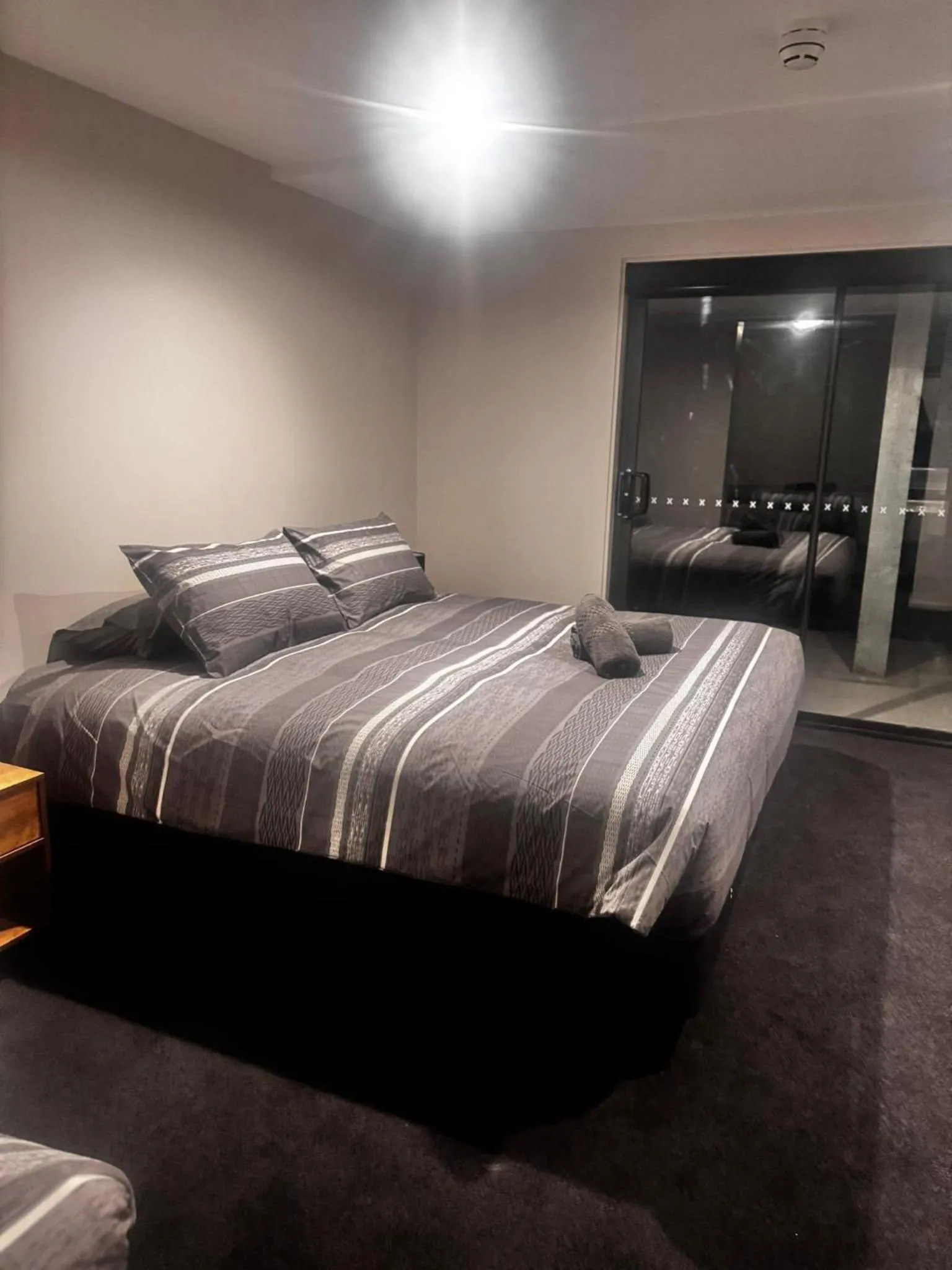 Bed in Cooroona Alpine Lodge