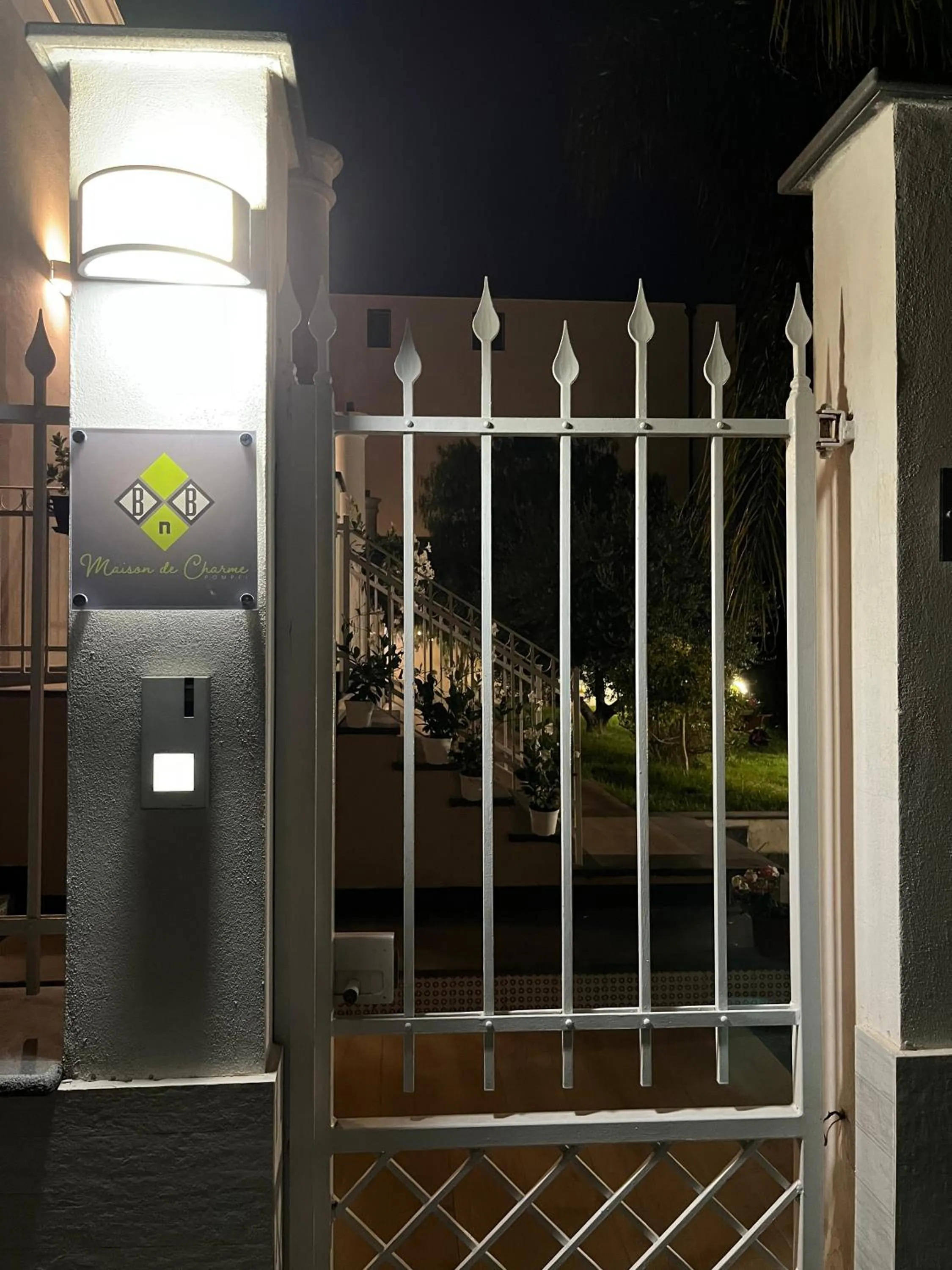 Facade/entrance in Pompei BnB Maison de Charme