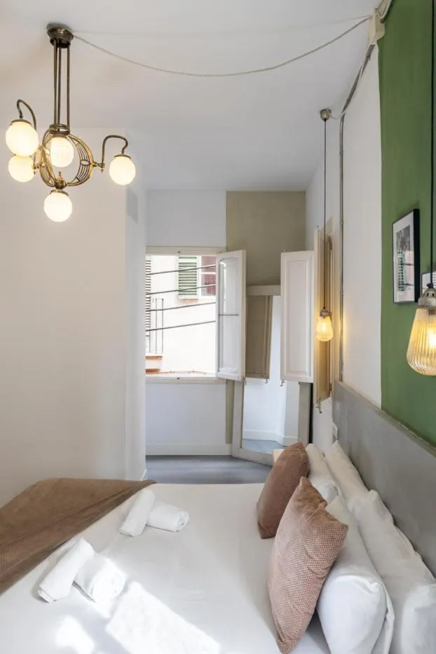 Bed in Antiguo Brondo Selfcheck-in Smart Rooms