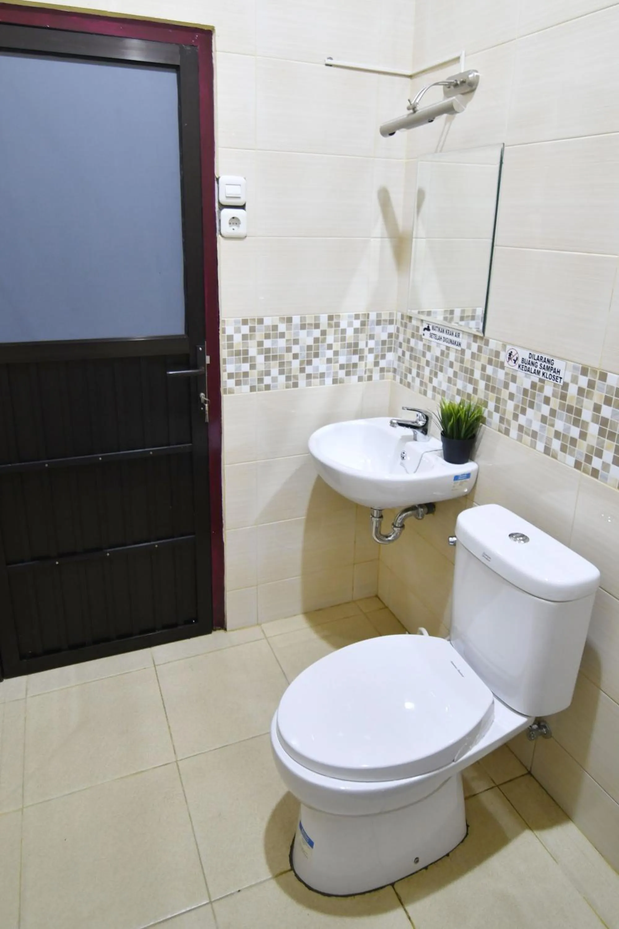 Bathroom in Rich Guesthouse