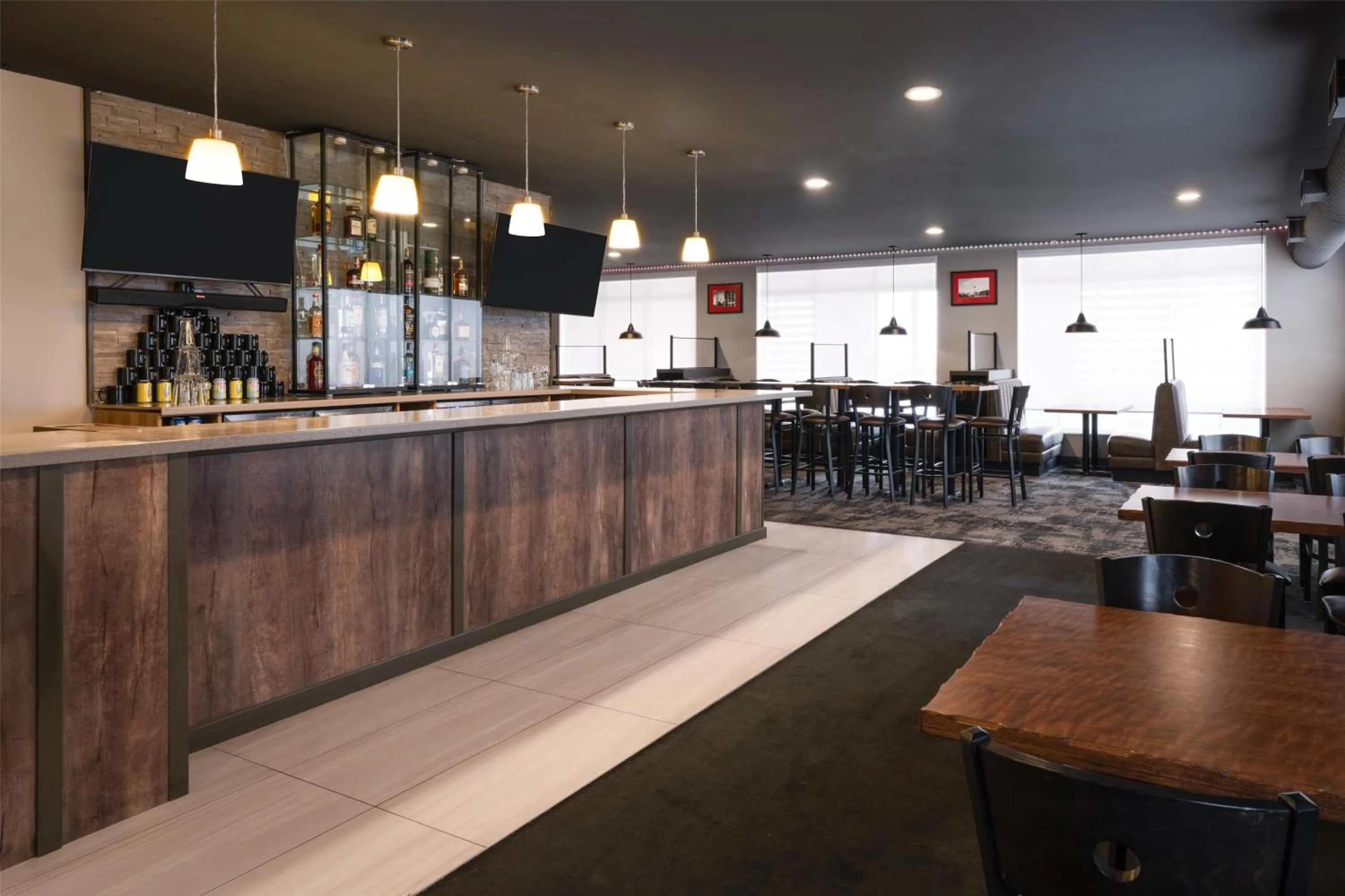 Meeting/conference room in Best Western Premier Executive Residency Medicine Hat