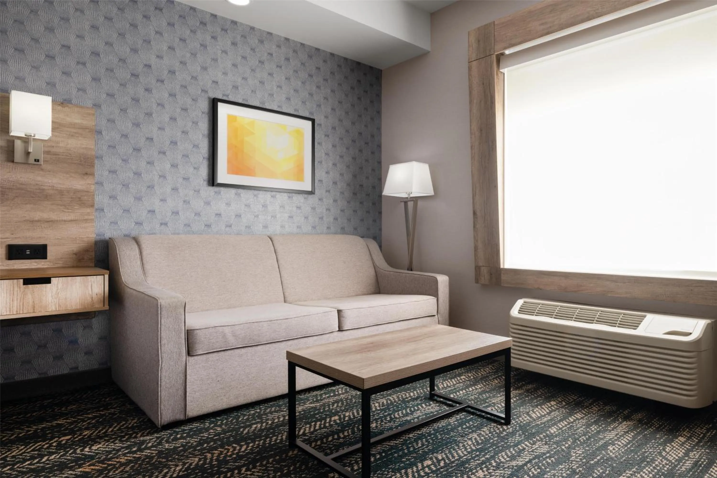 Bedroom in Best Western Premier Executive Residency Medicine Hat