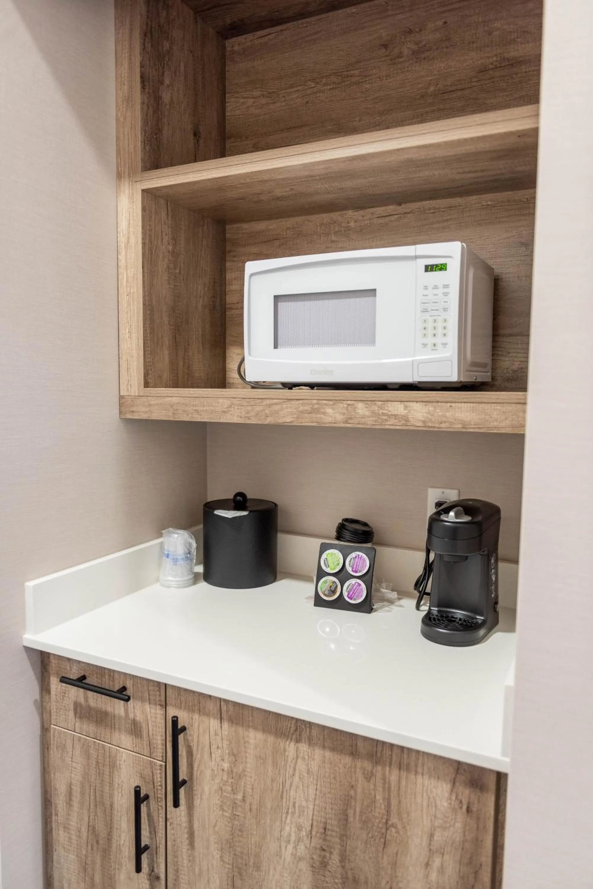 Area and facilities in Best Western Premier Executive Residency Medicine Hat