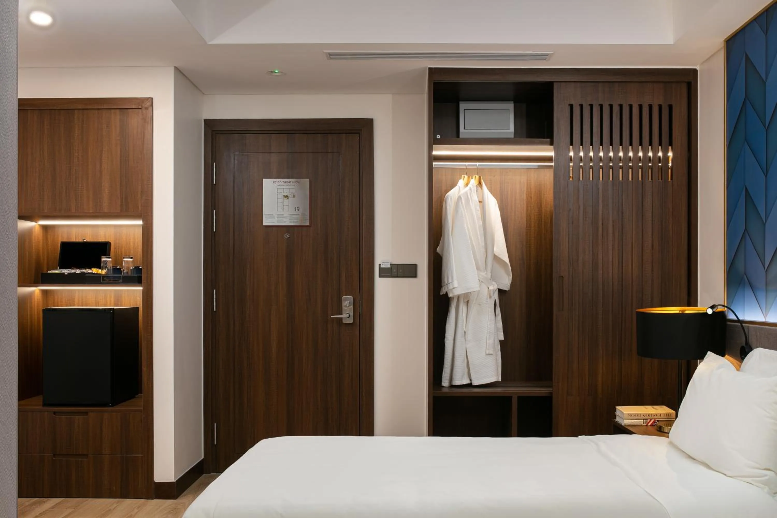 Property building, Bed in Eastin Hotel & Residences Hanoi