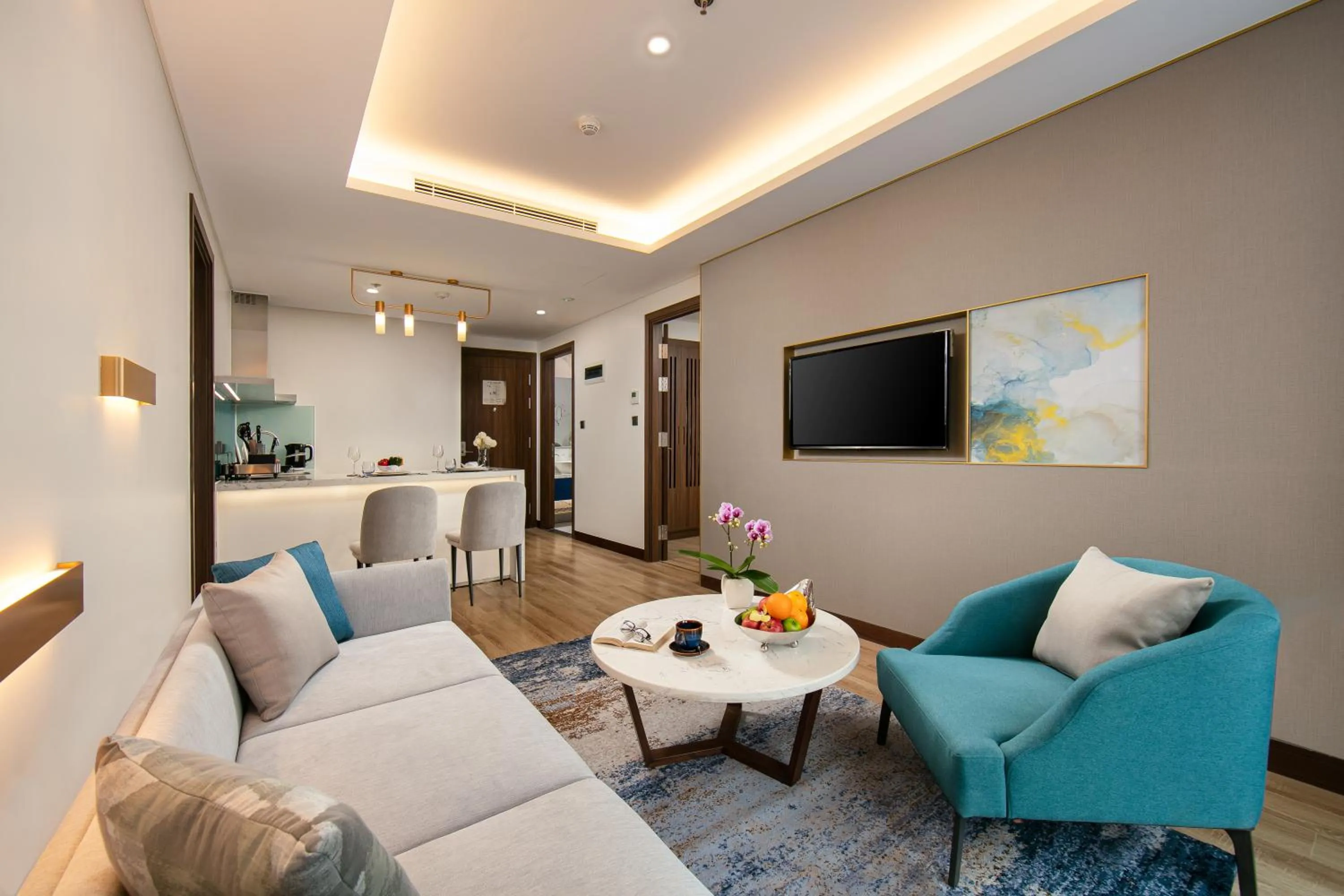 Living room in Eastin Hotel & Residences Hanoi