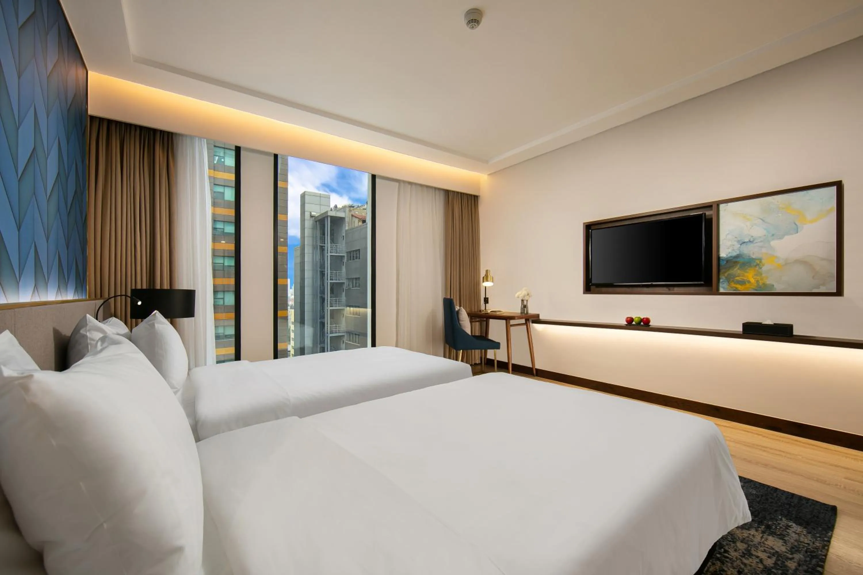 Bed in Eastin Hotel & Residences Hanoi