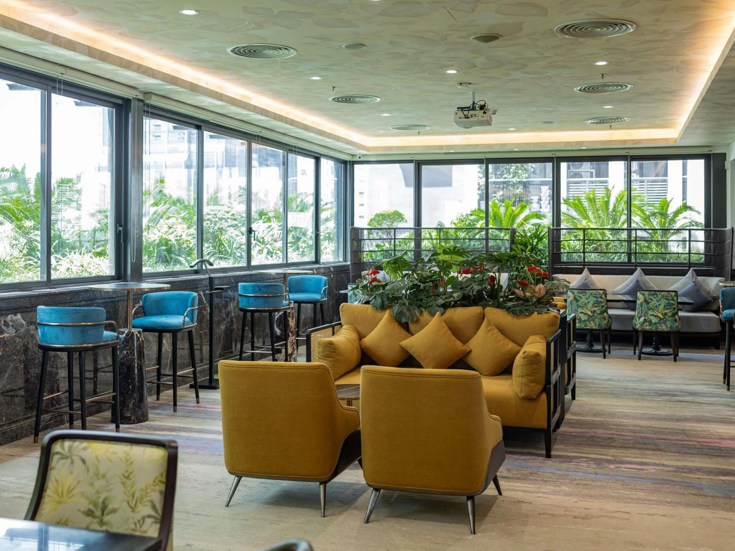 Restaurant/places to eat in Mövenpick Living West Hanoi