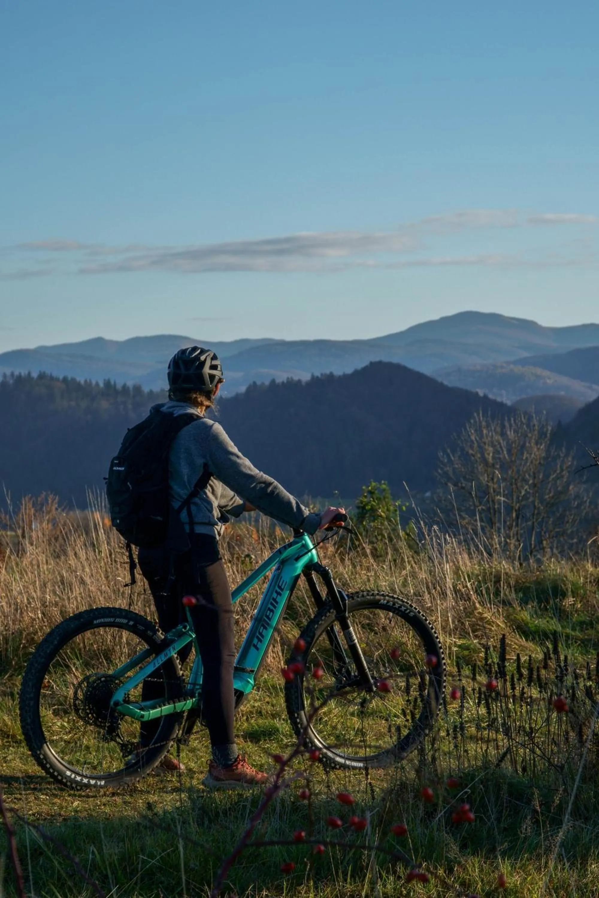 Cycling in Novosiele Lifestyle Apartments - nad górską rzeką - Strefa relaksu sauna jacuzzi - Bieszczady