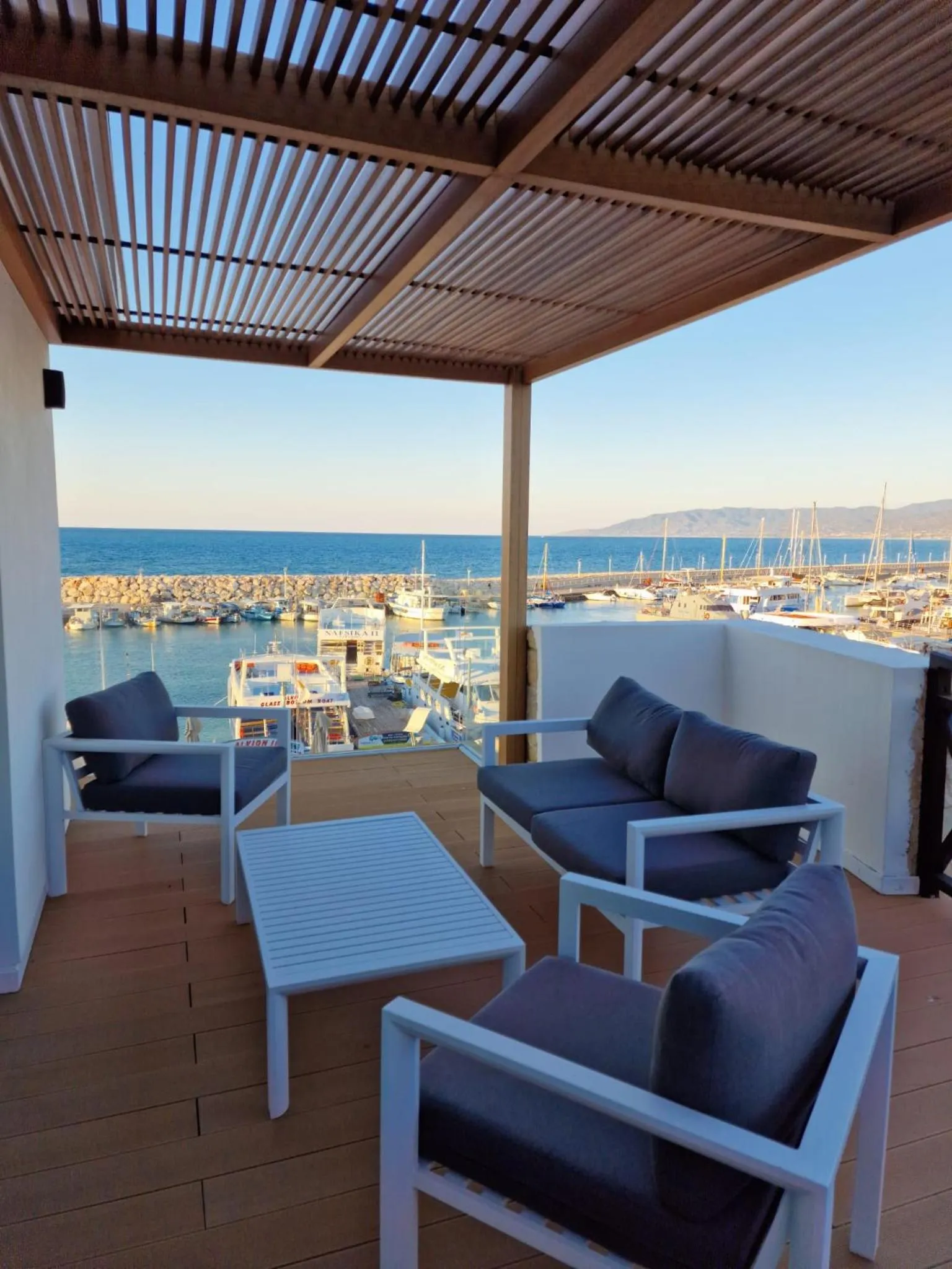 Patio in Y & P LATCHI HOTEL