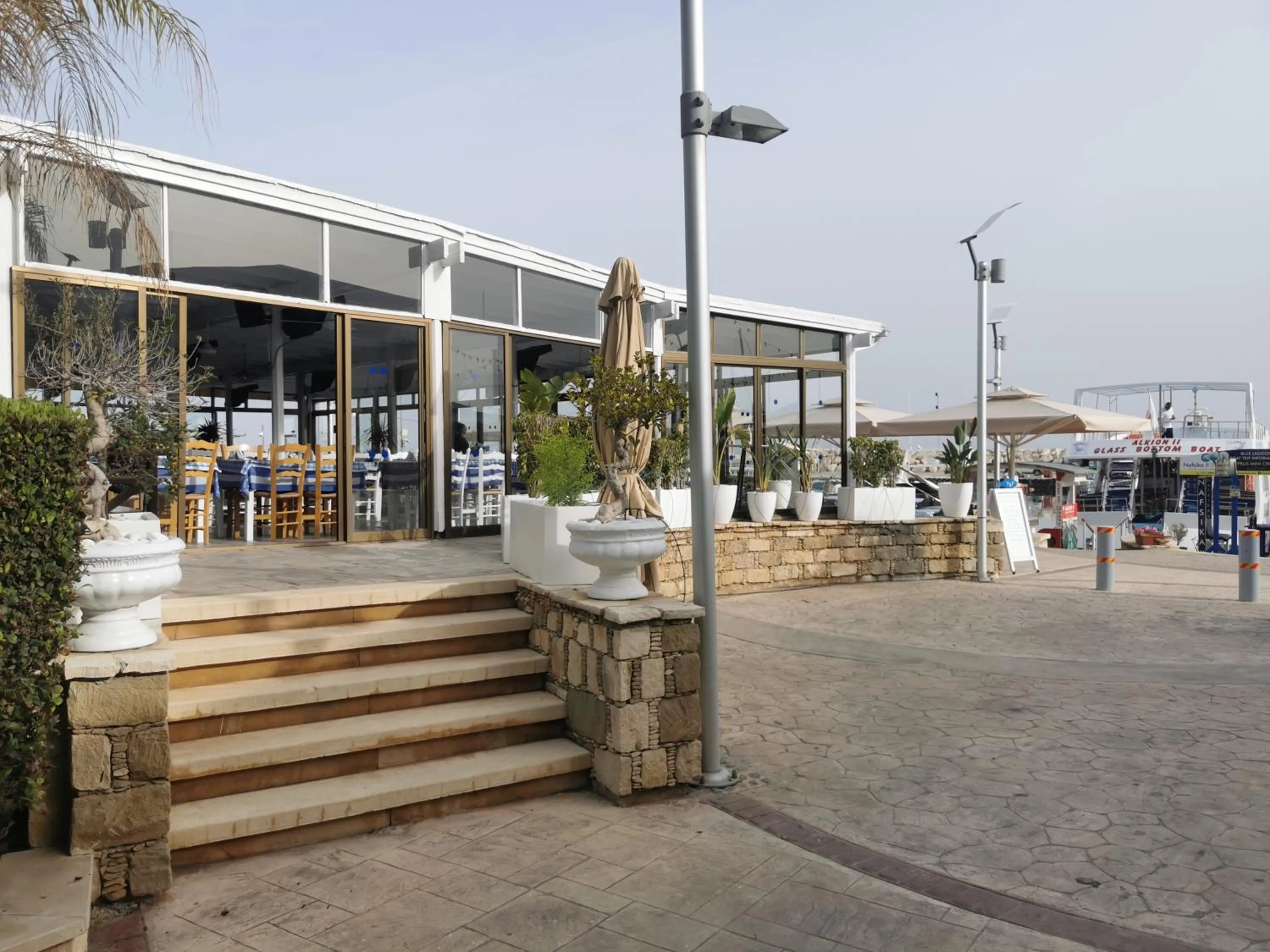 Property building in Y & P LATCHI HOTEL