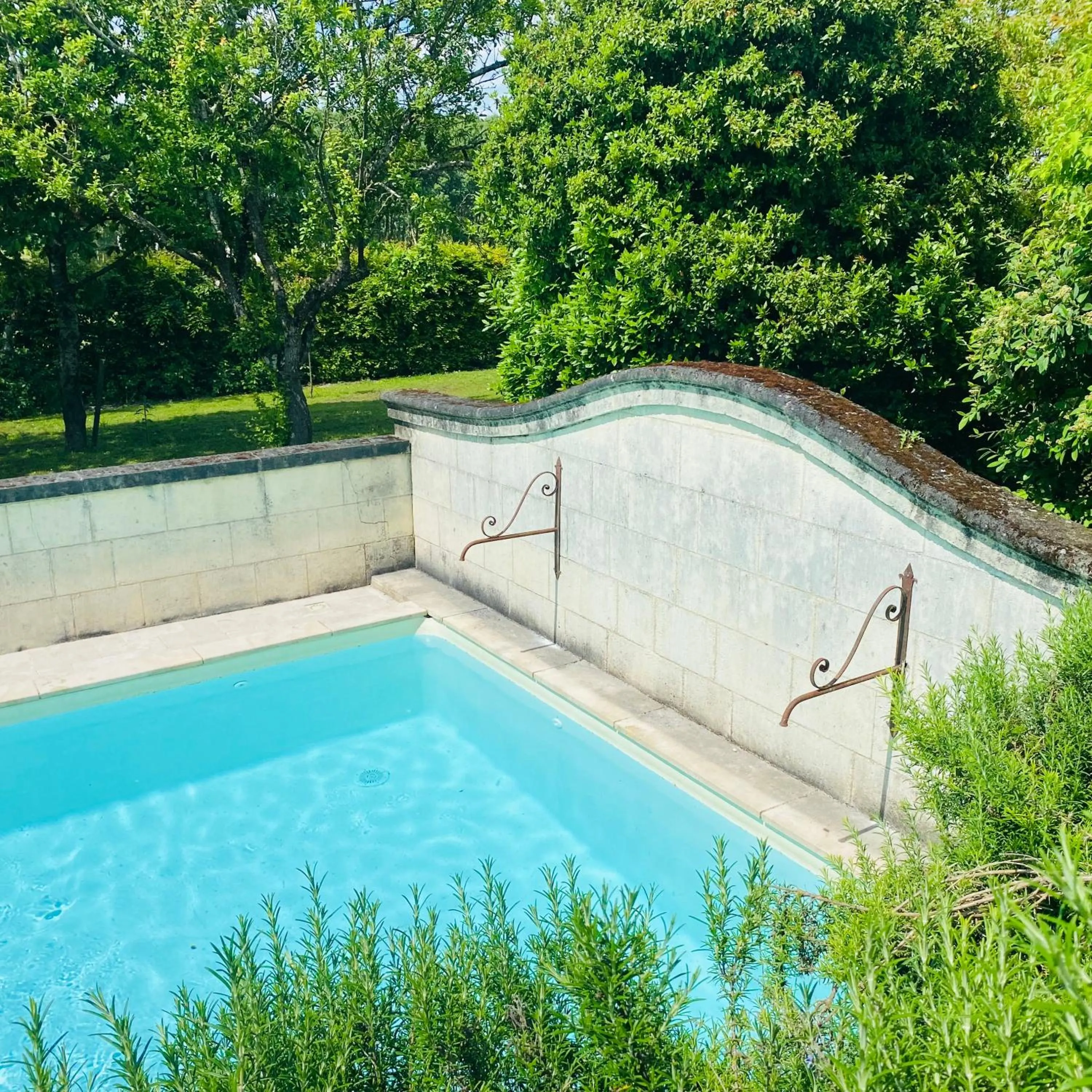 L'écrin de verdure GITE VERVEINE